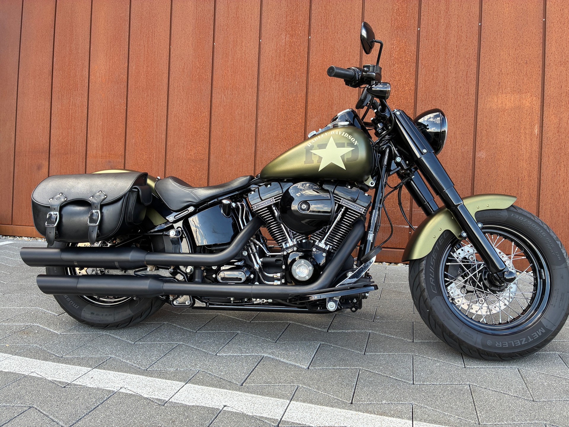 HARLEY-DAVIDSON FLSS Softail Slim S110 ABS-image-2