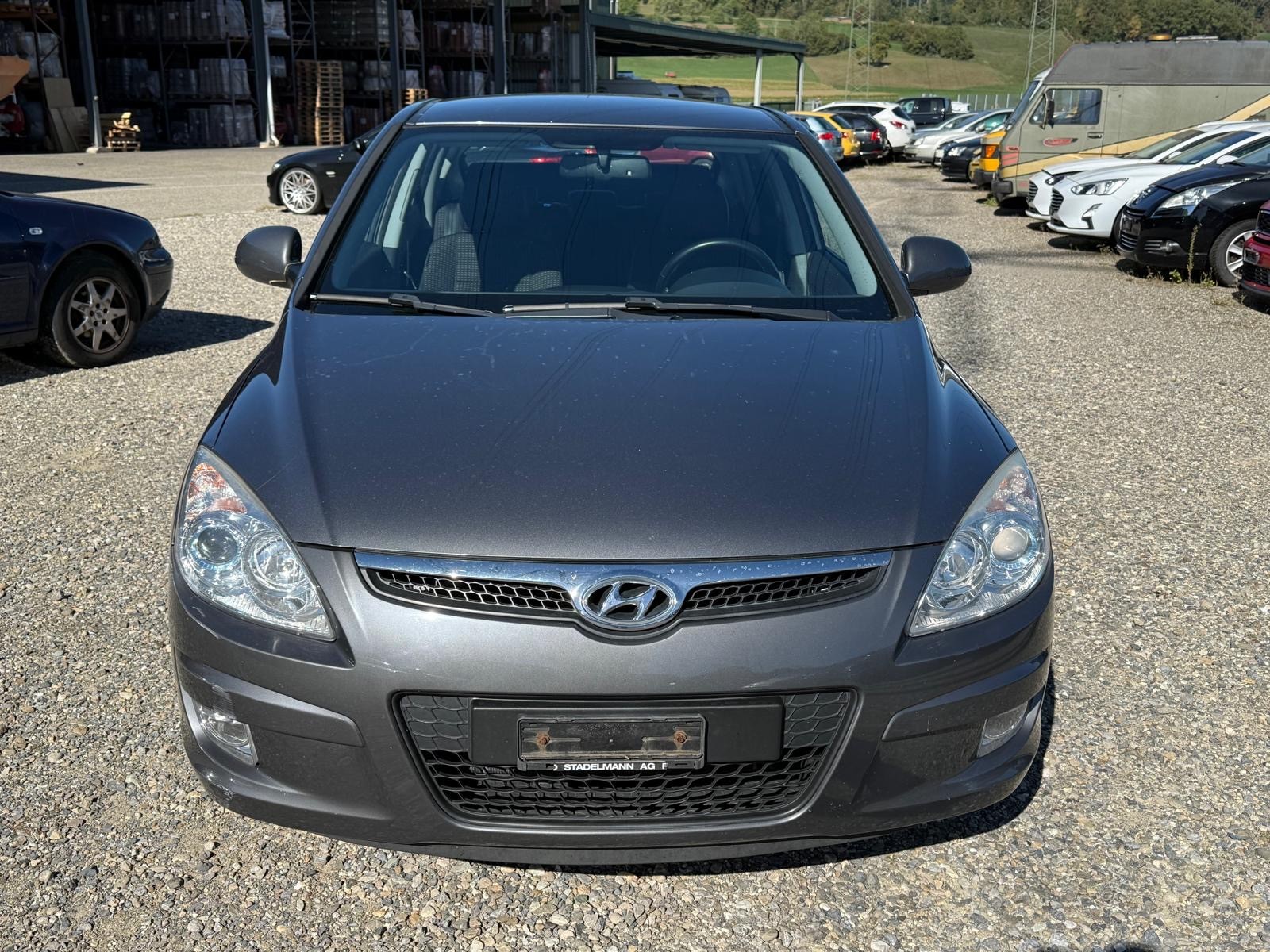HYUNDAI i30 2.0 Premium Automatic-showroom-element-1