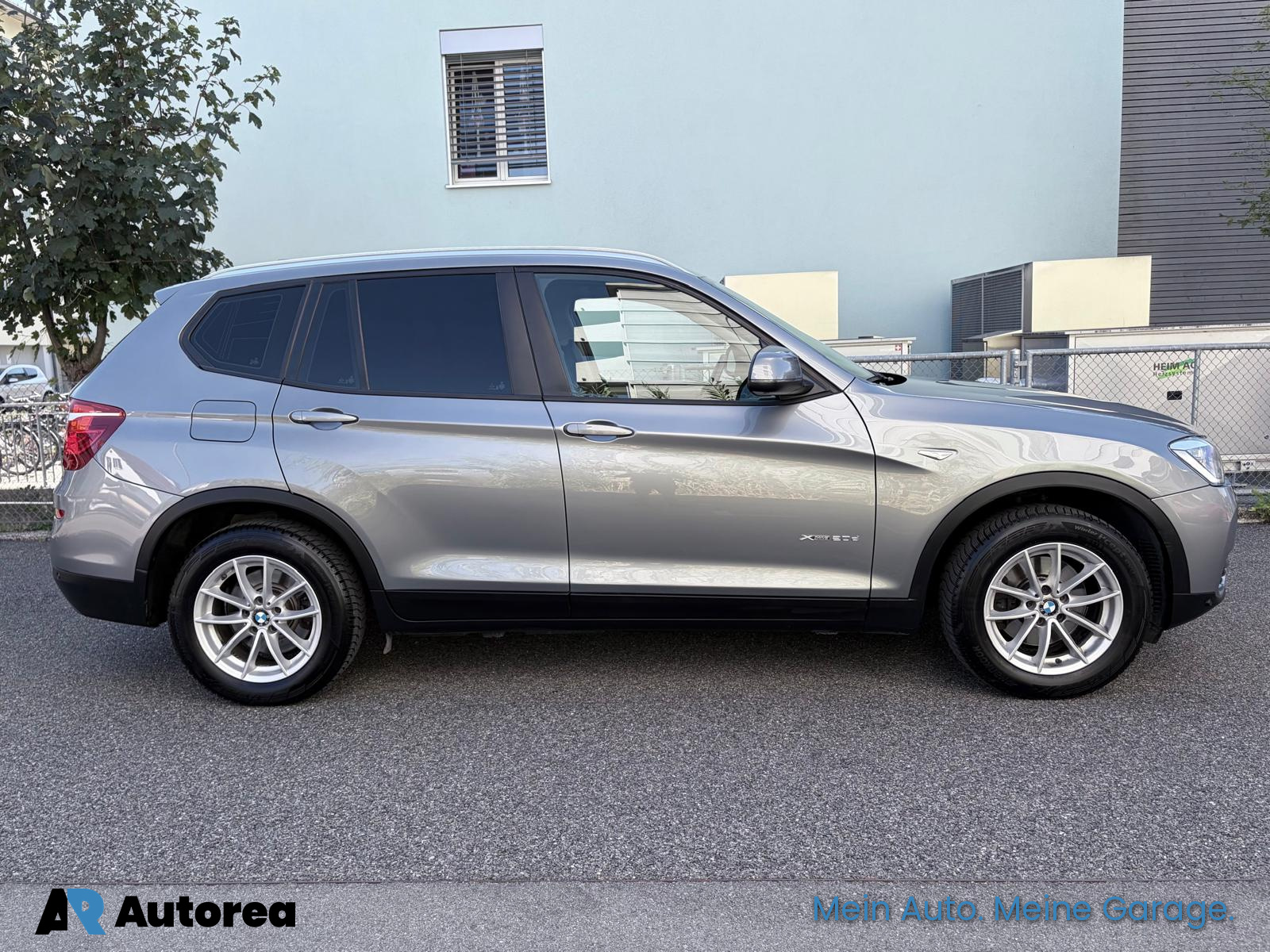BMW X3 xDrive 20d xLine Steptronic-showroom-element-1