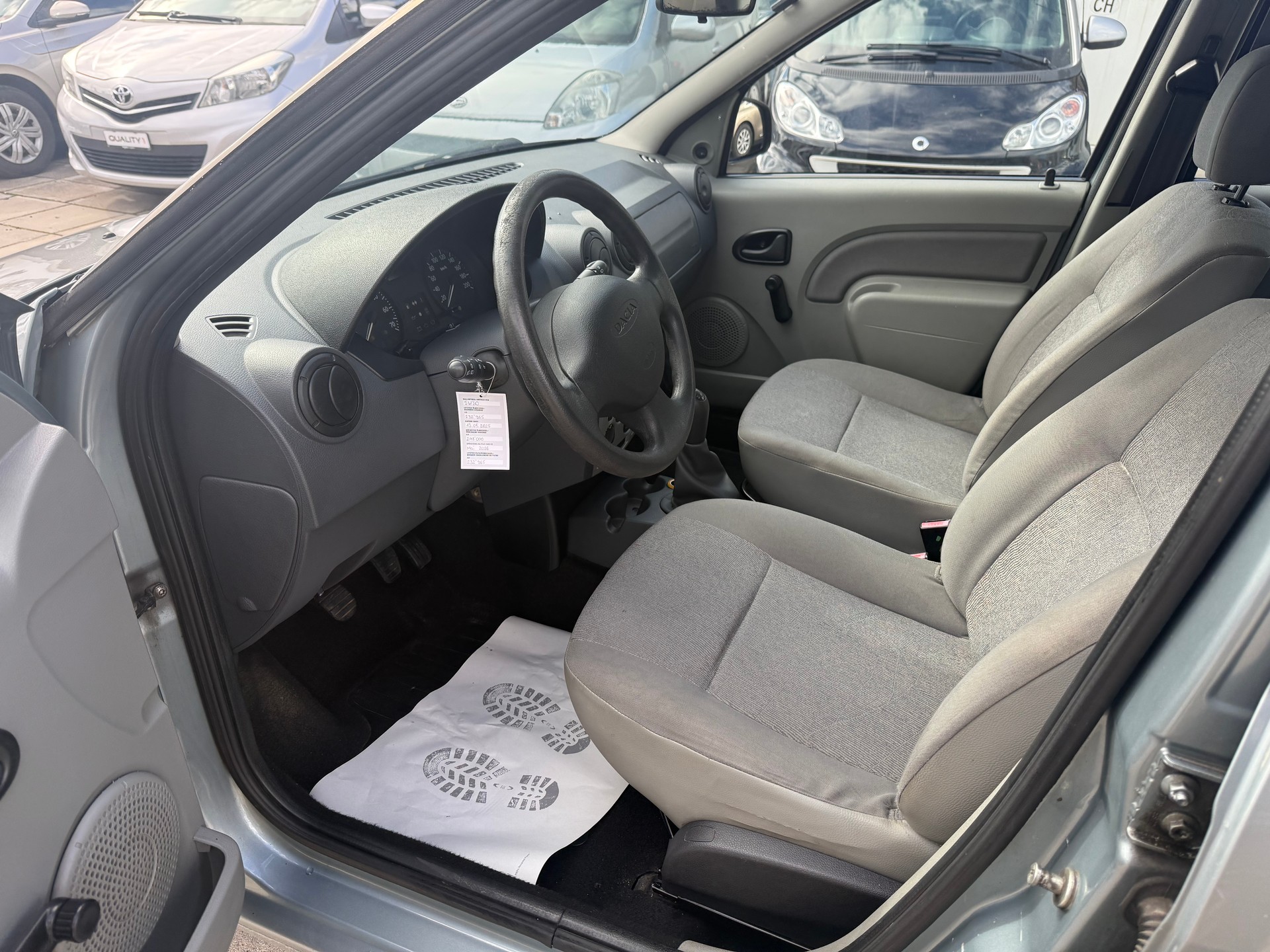 DACIA Logan 1.6 Ambiance-image-7