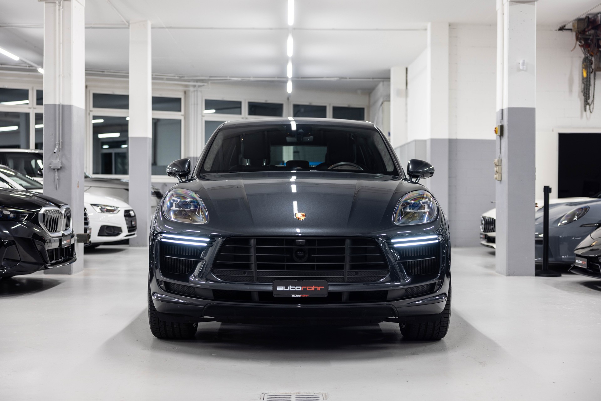 PORSCHE Macan Turbo PDK *Facelift*-showroom-element-1
