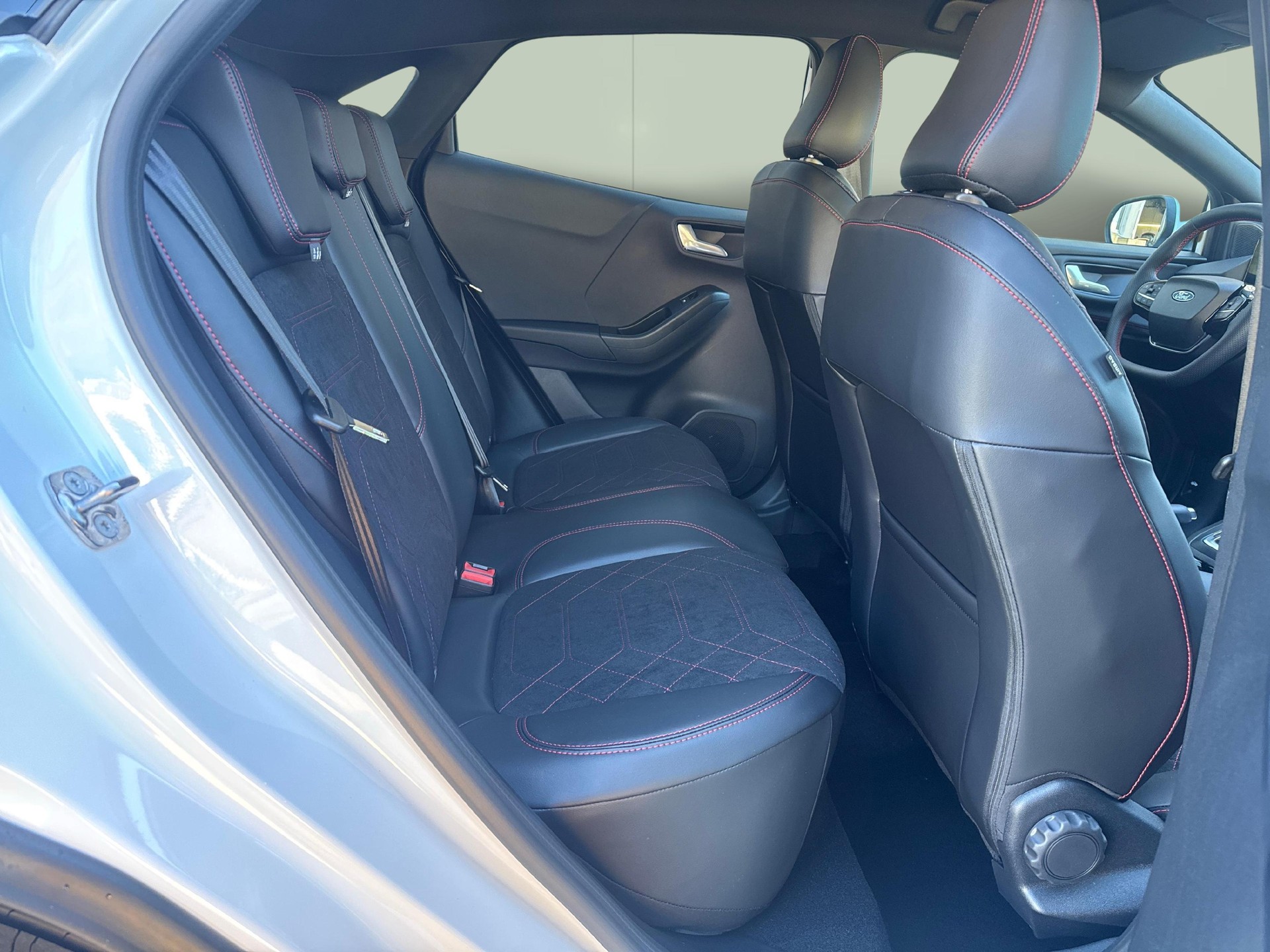 FORD Puma 1.0 EcoB Hybrid 155 ST-Line X-image-15