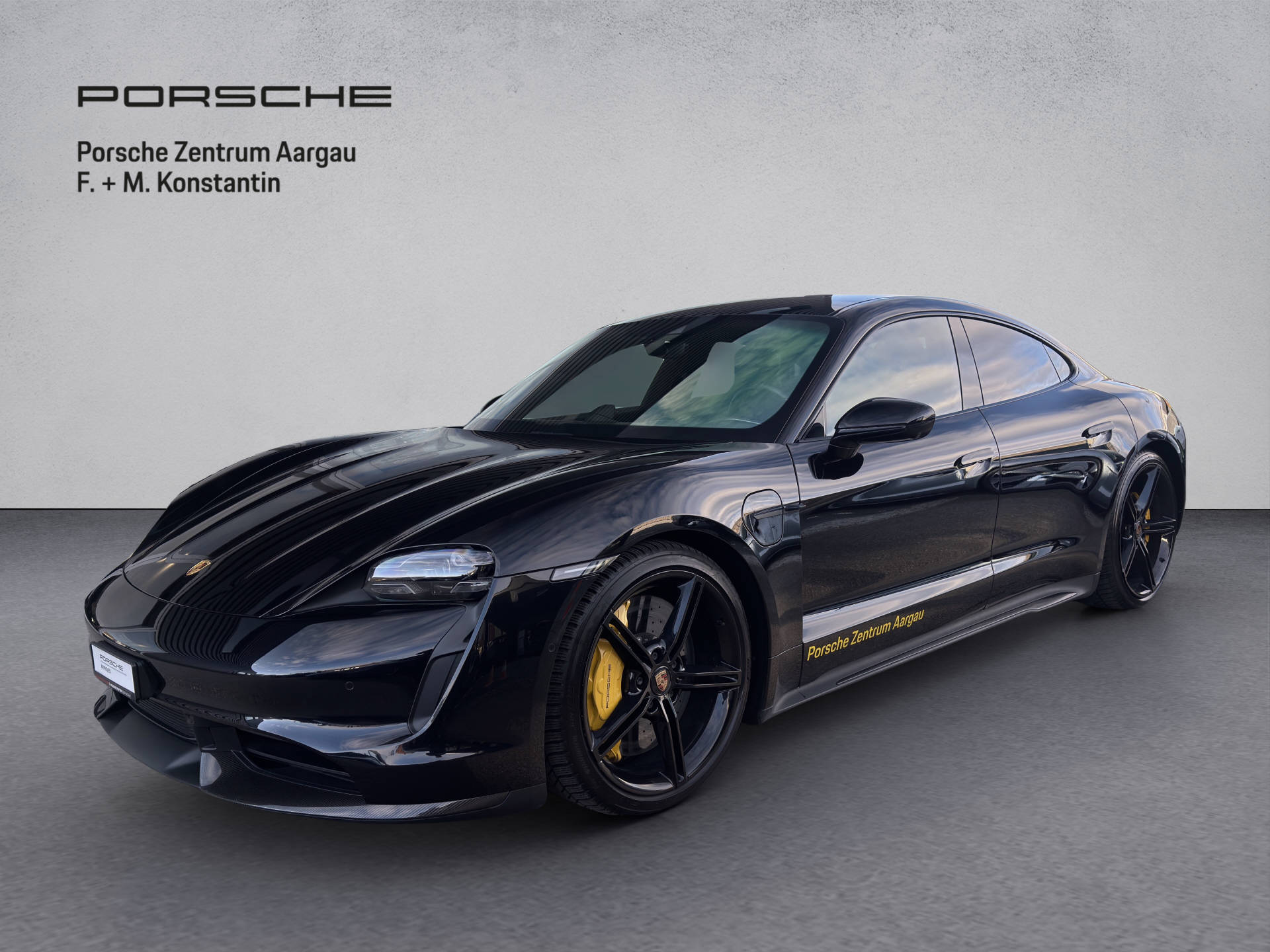 PORSCHE Taycan Turbo S