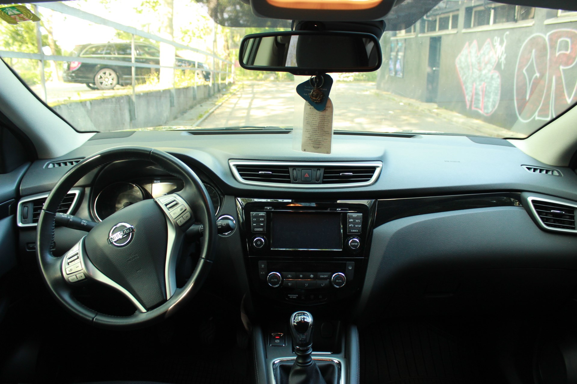 NISSAN QASHQAI-image-3