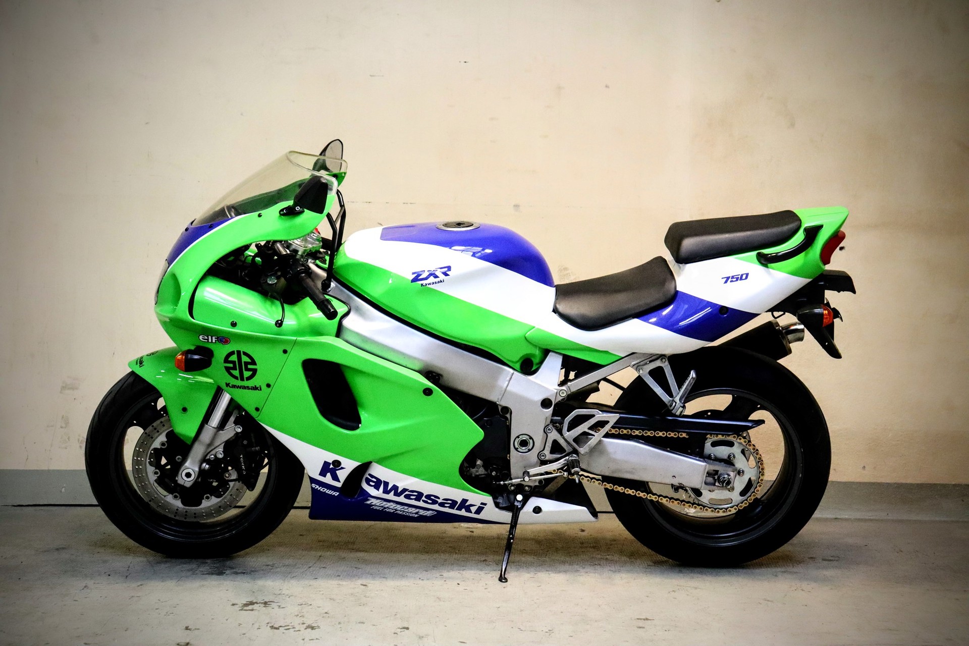 KAWASAKI Ninja ZX-7R-image-3