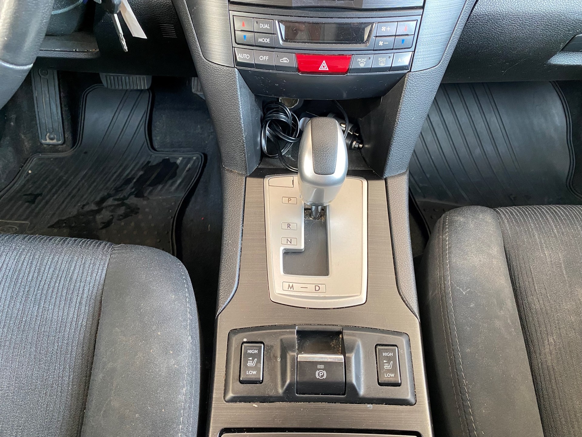 SUBARU Outback 2.0D Swiss AWD Lineartronic-image-13