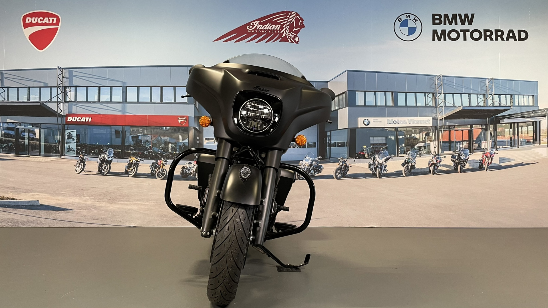 INDIAN Chieftain Dark Horse-image-1