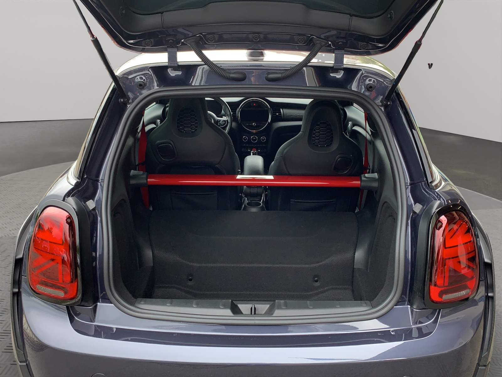 MINI Mini Cooper John Mini Cooper Works GP 3 Steptronic-image-11