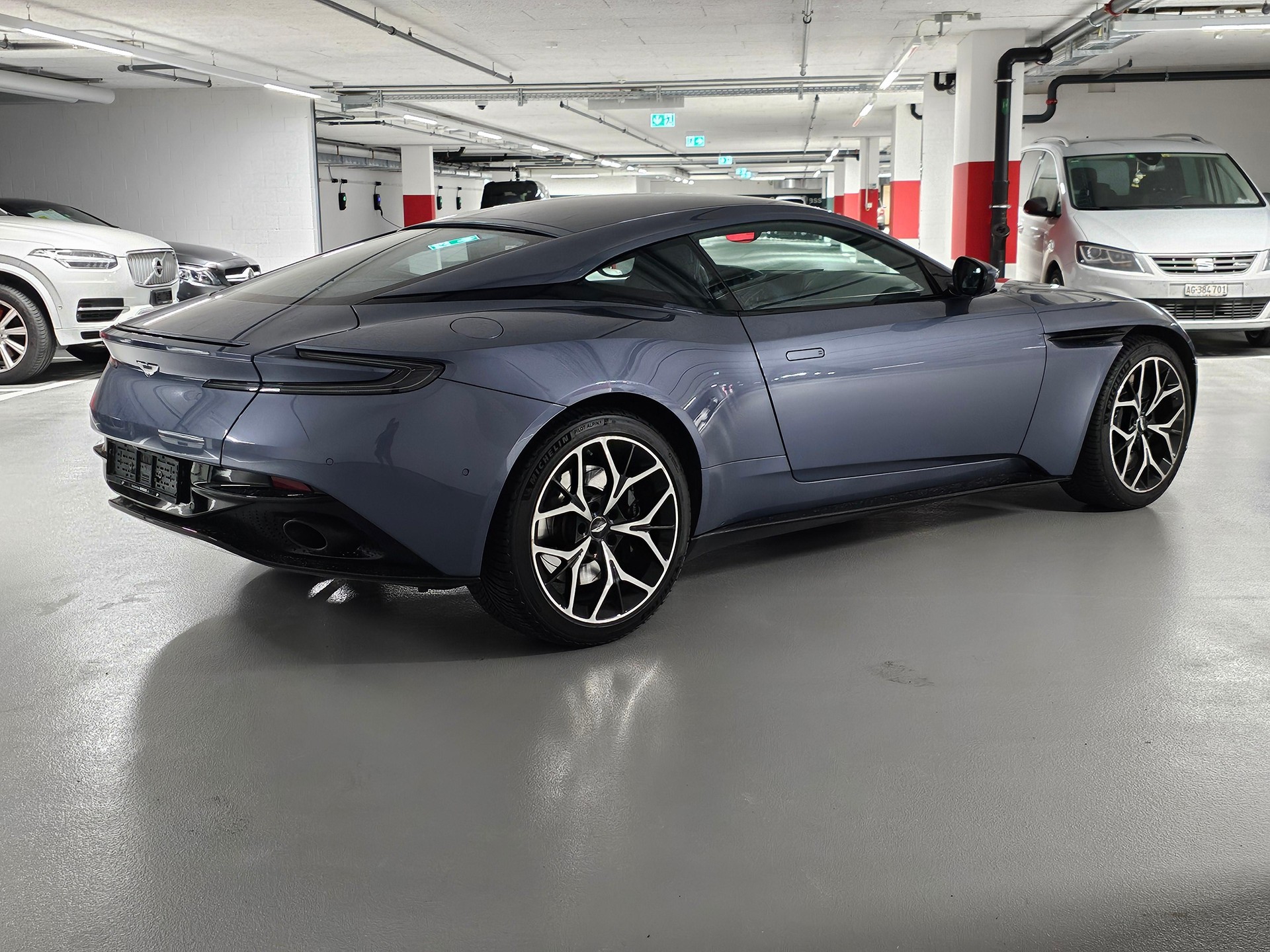 ASTON MARTIN DB11 V8 Touchtronic 3-image-4