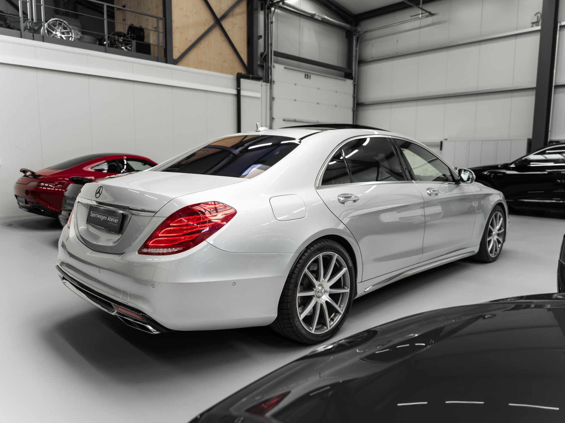 MERCEDES-BENZ S 65 AMG L 7G-Tronic-showroom-element-3