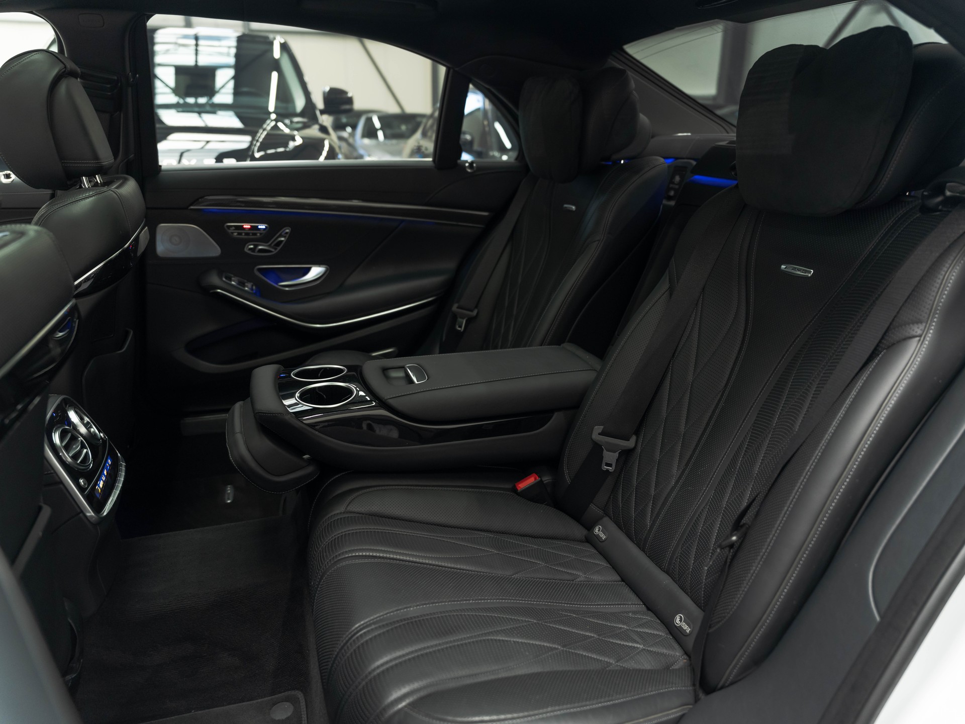 MERCEDES-BENZ S 65 AMG L 7G-Tronic-image-12