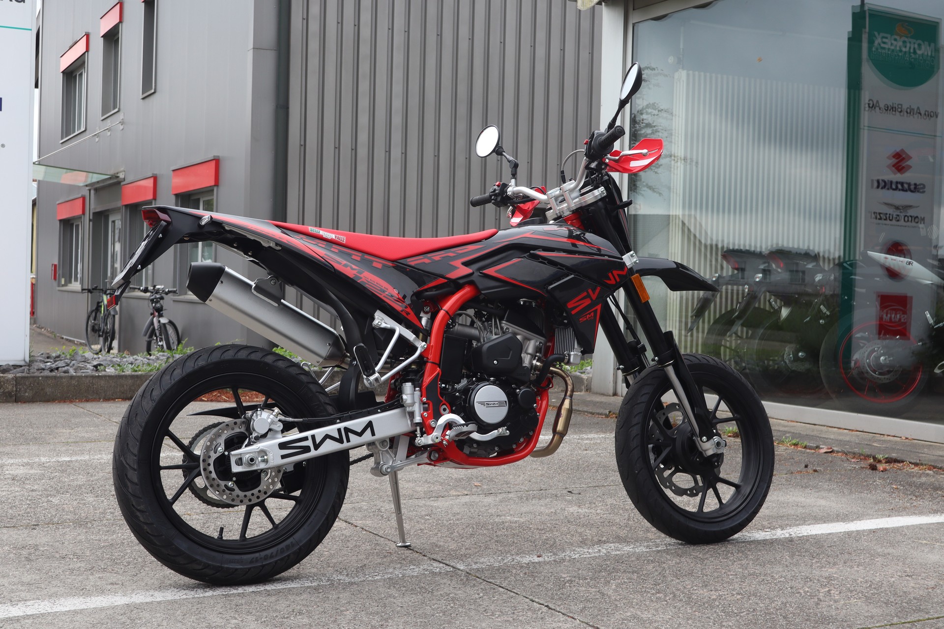 SWM SM125R ABS-image-2