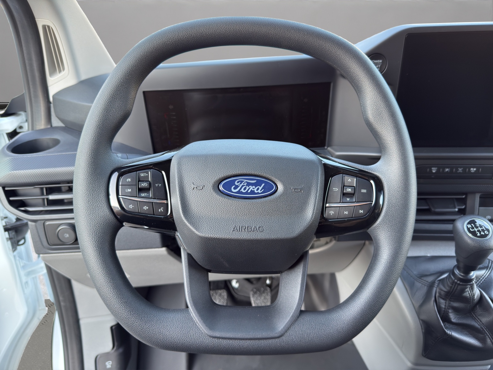 FORD Transit Custom Van 300 L2H1 Trend-image-9