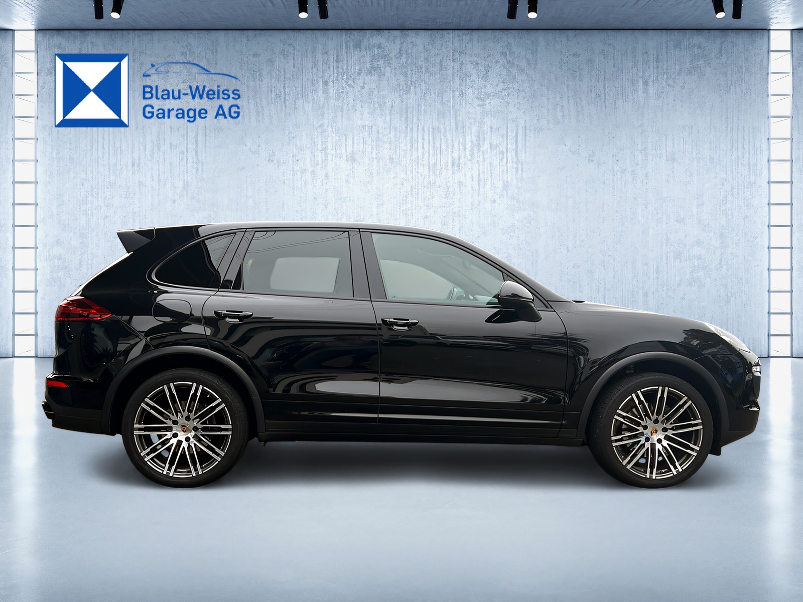 PORSCHE Cayenne Diesel-showroom-element-3