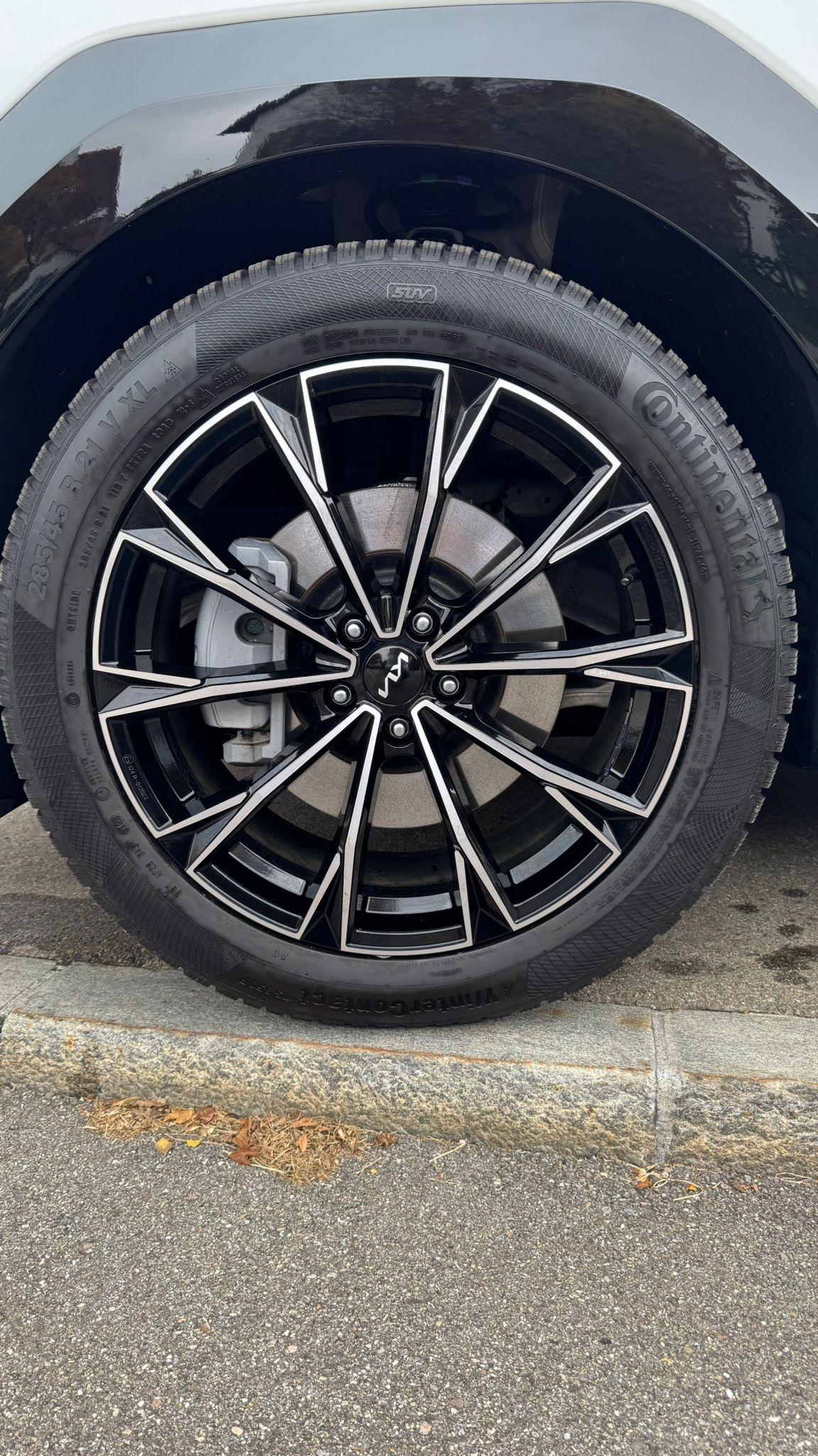 KIA EV9 99.8 kWh GT-Line 4x4-image-4