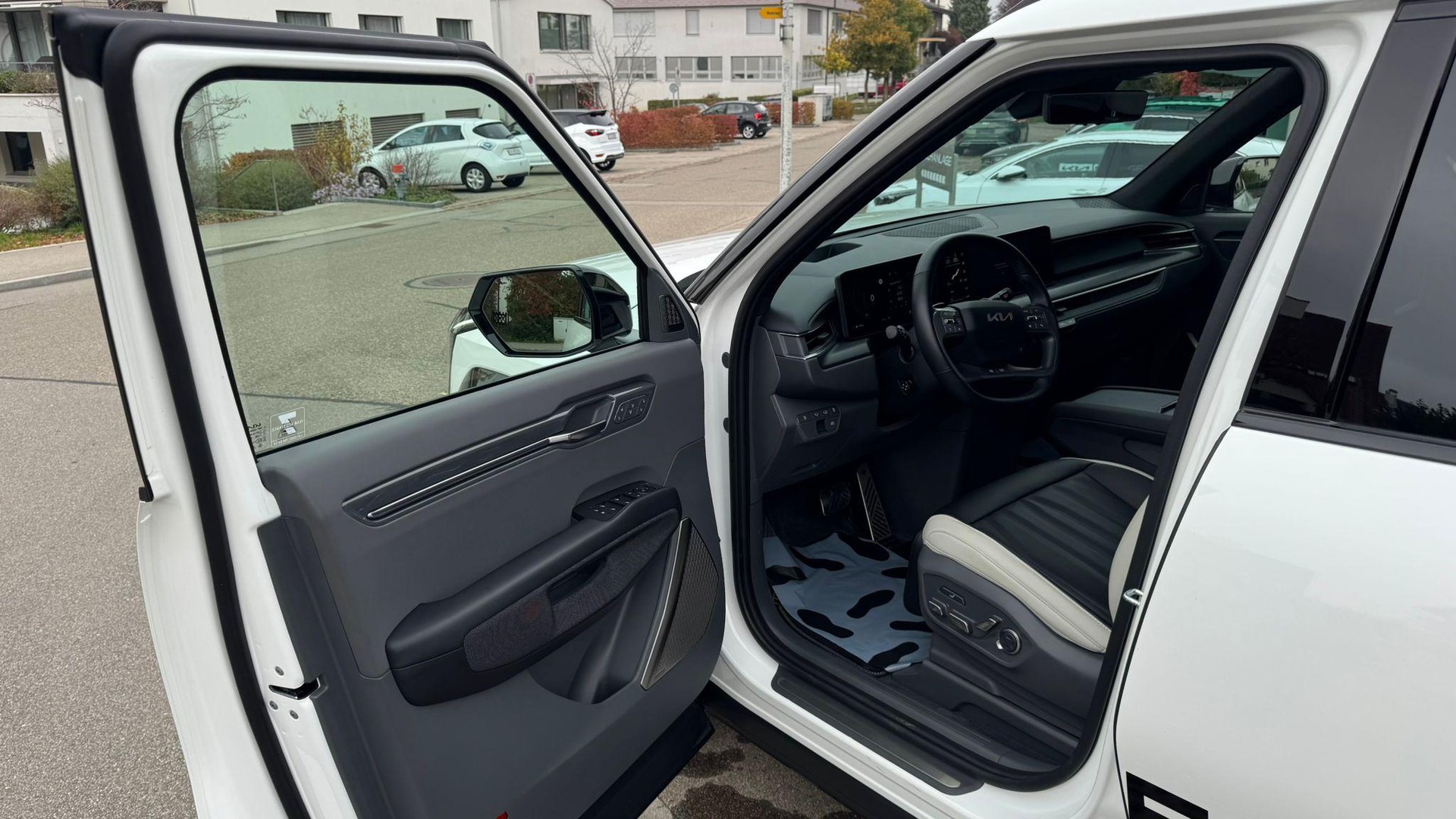 KIA EV9 99.8 kWh GT-Line 4x4-image-9