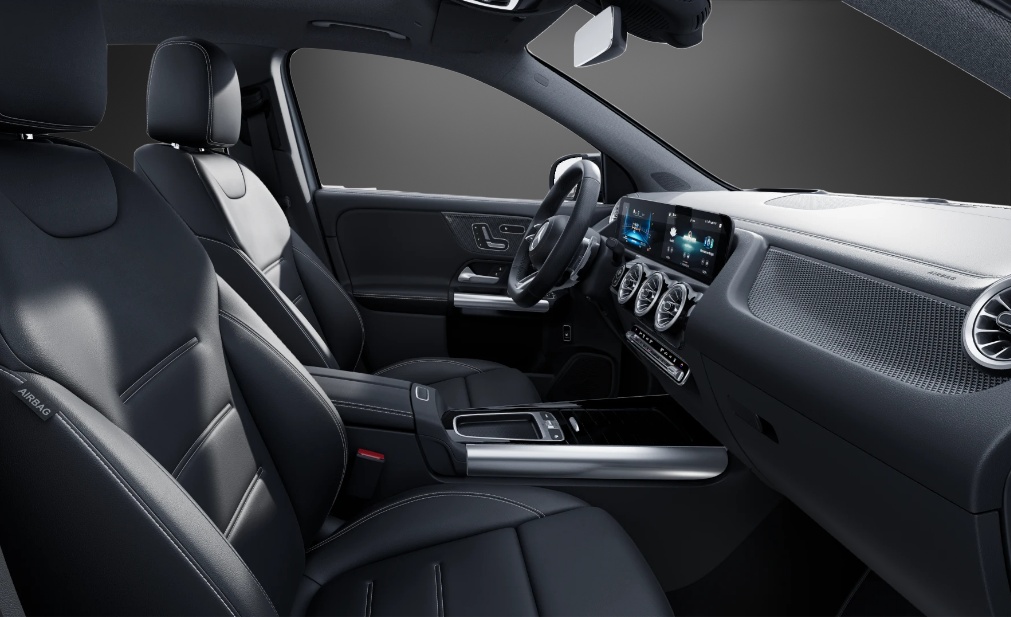 MERCEDES-BENZ GLA AMG 35 4Matic 8G-DCT-image-8