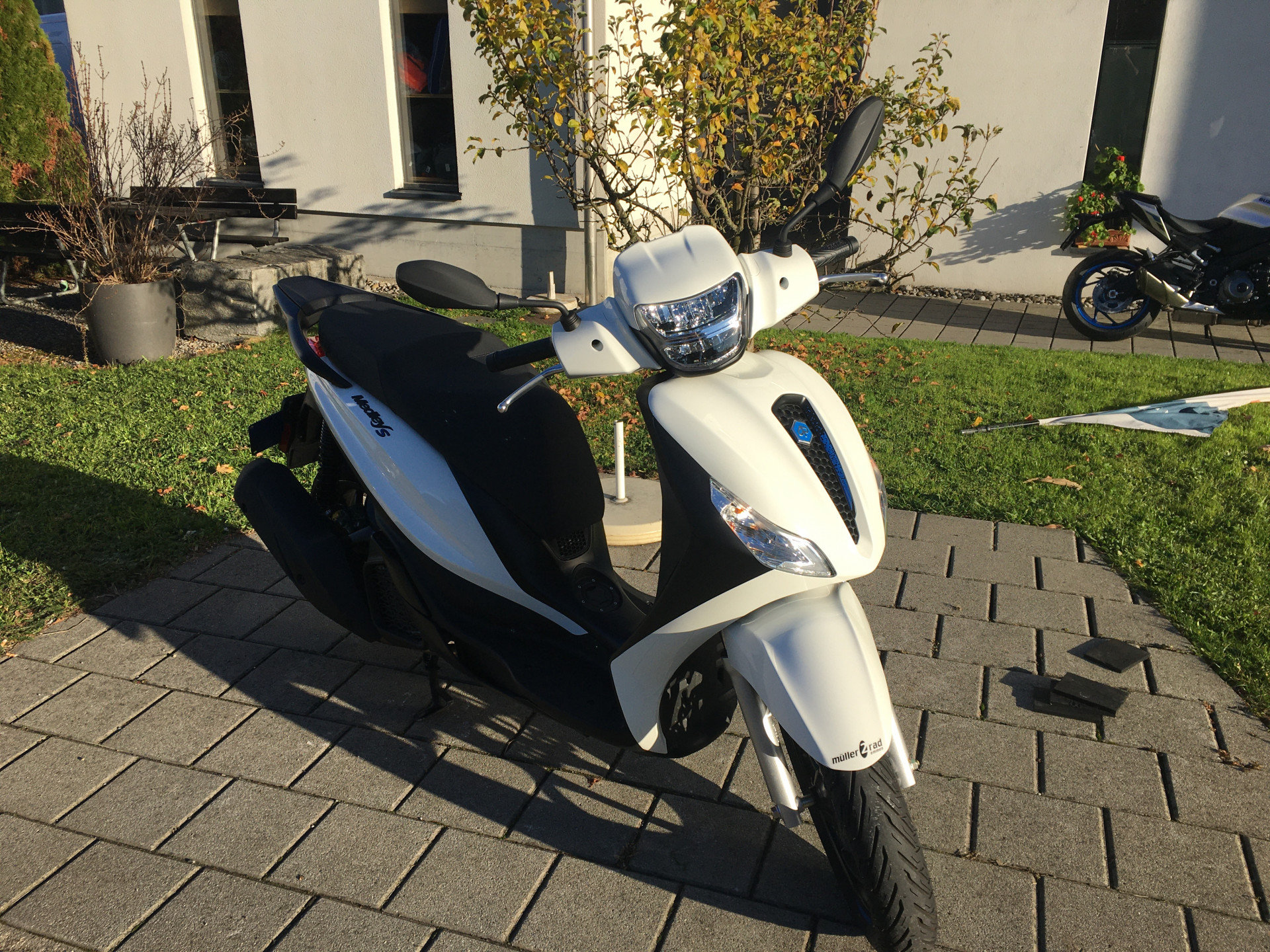 PIAGGIO Medley 200 Sport-image-1