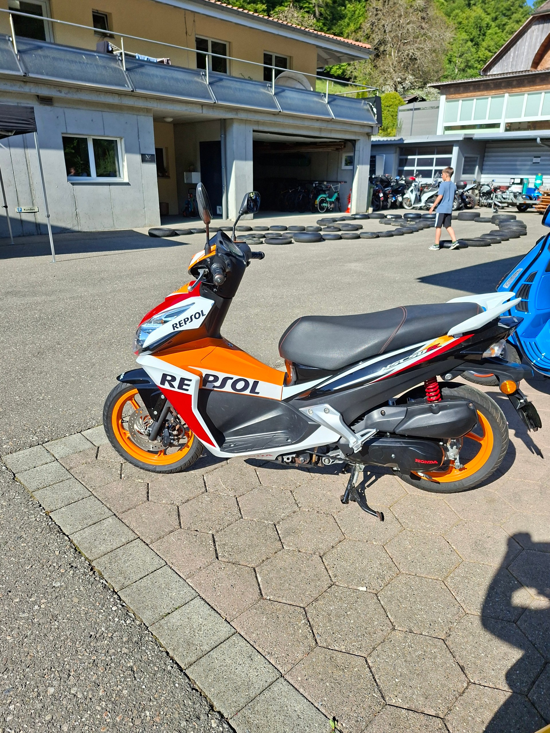 HONDA Repsol-image-2