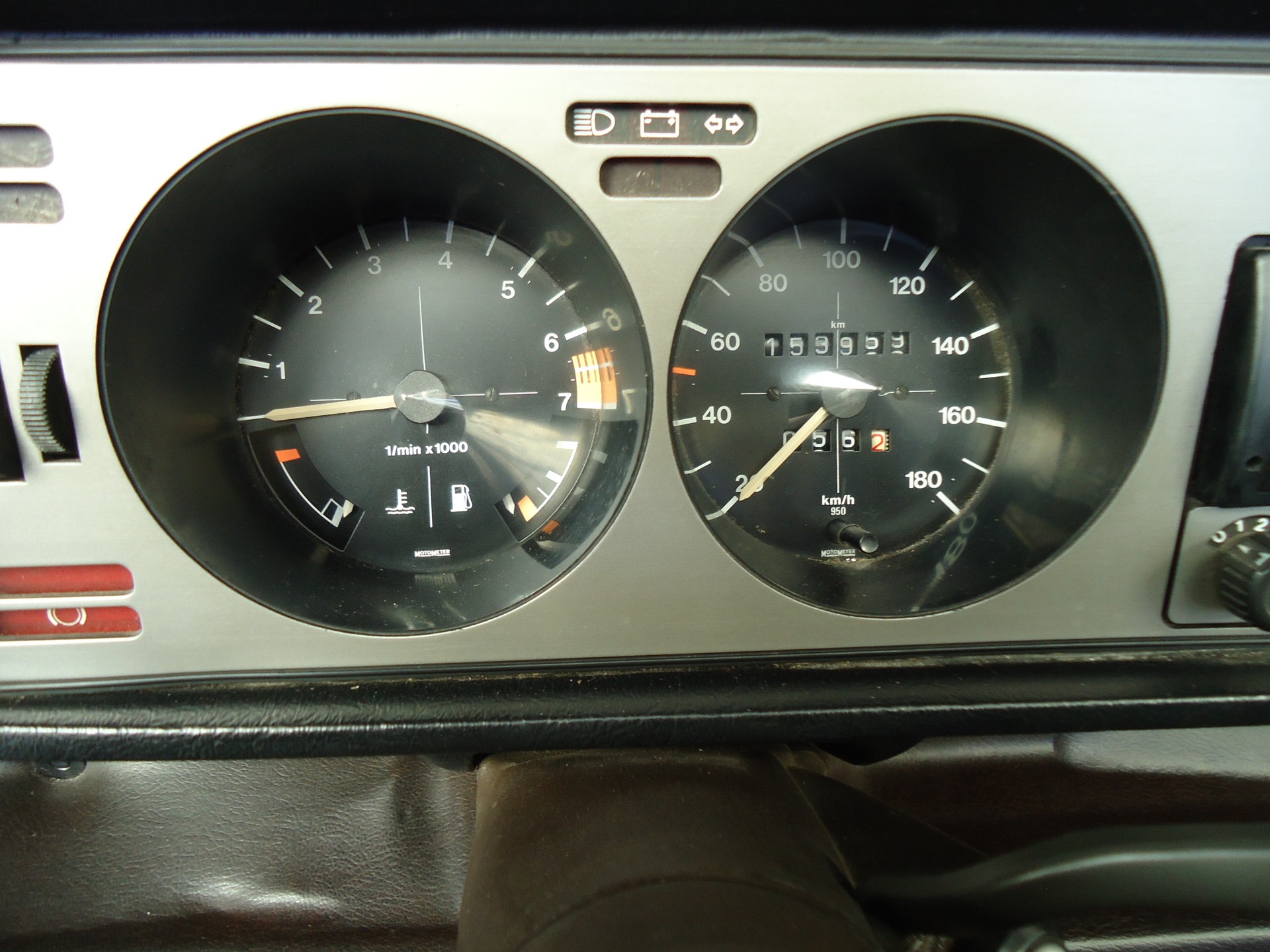 VW GOLF-image-8