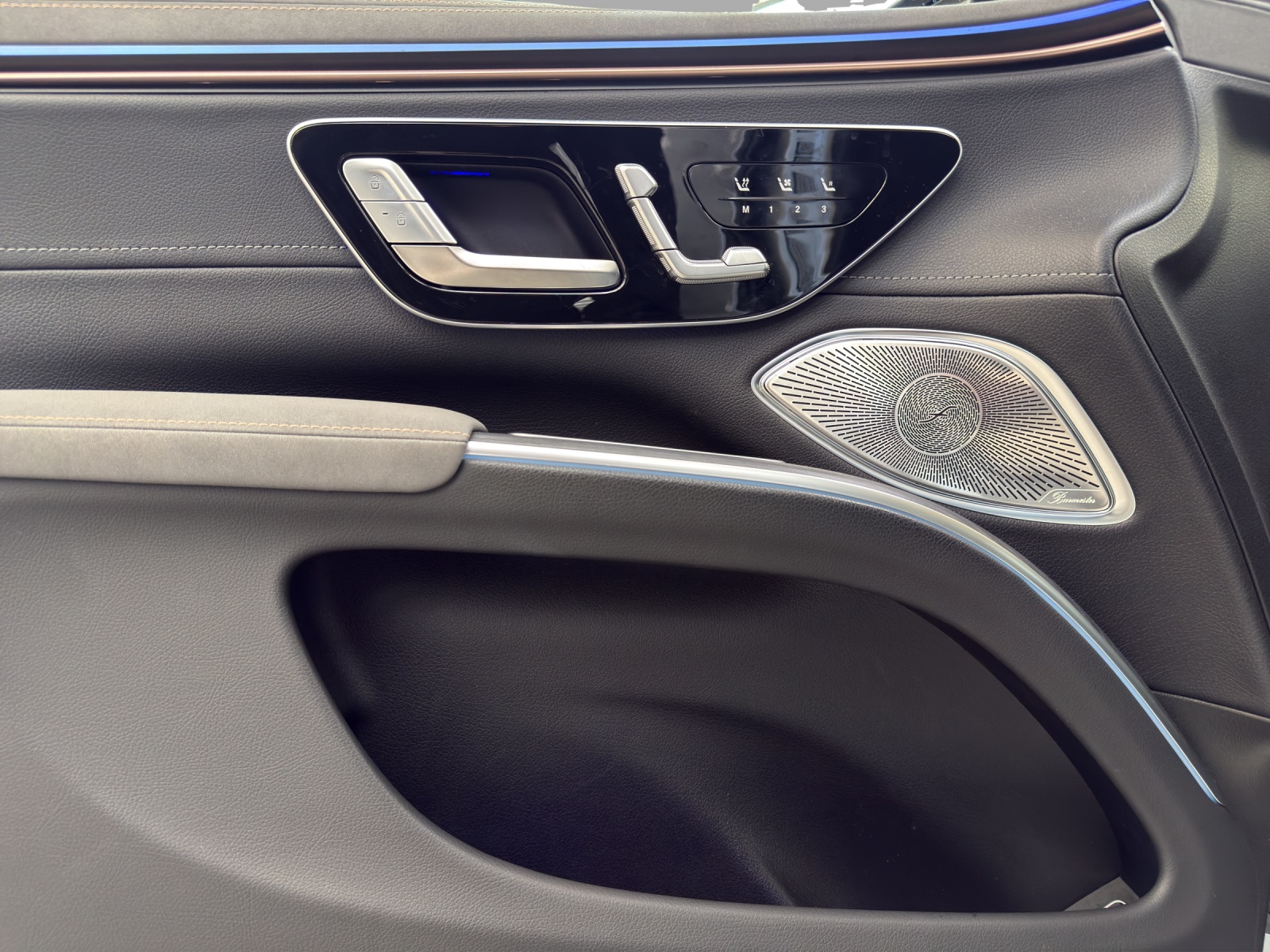 MERCEDES-BENZ EQS 580 4Matic-image-14