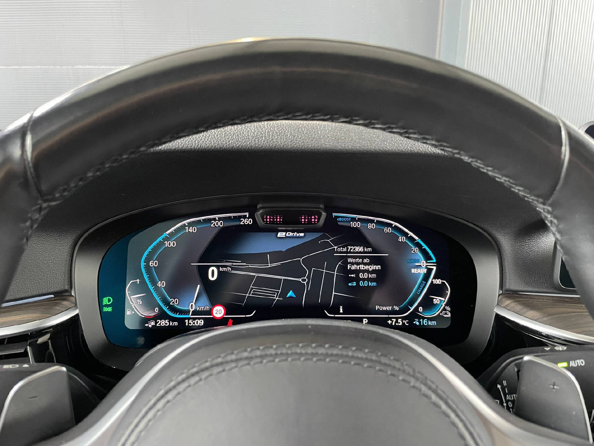 BMW 545e xDrive SAG-image-8