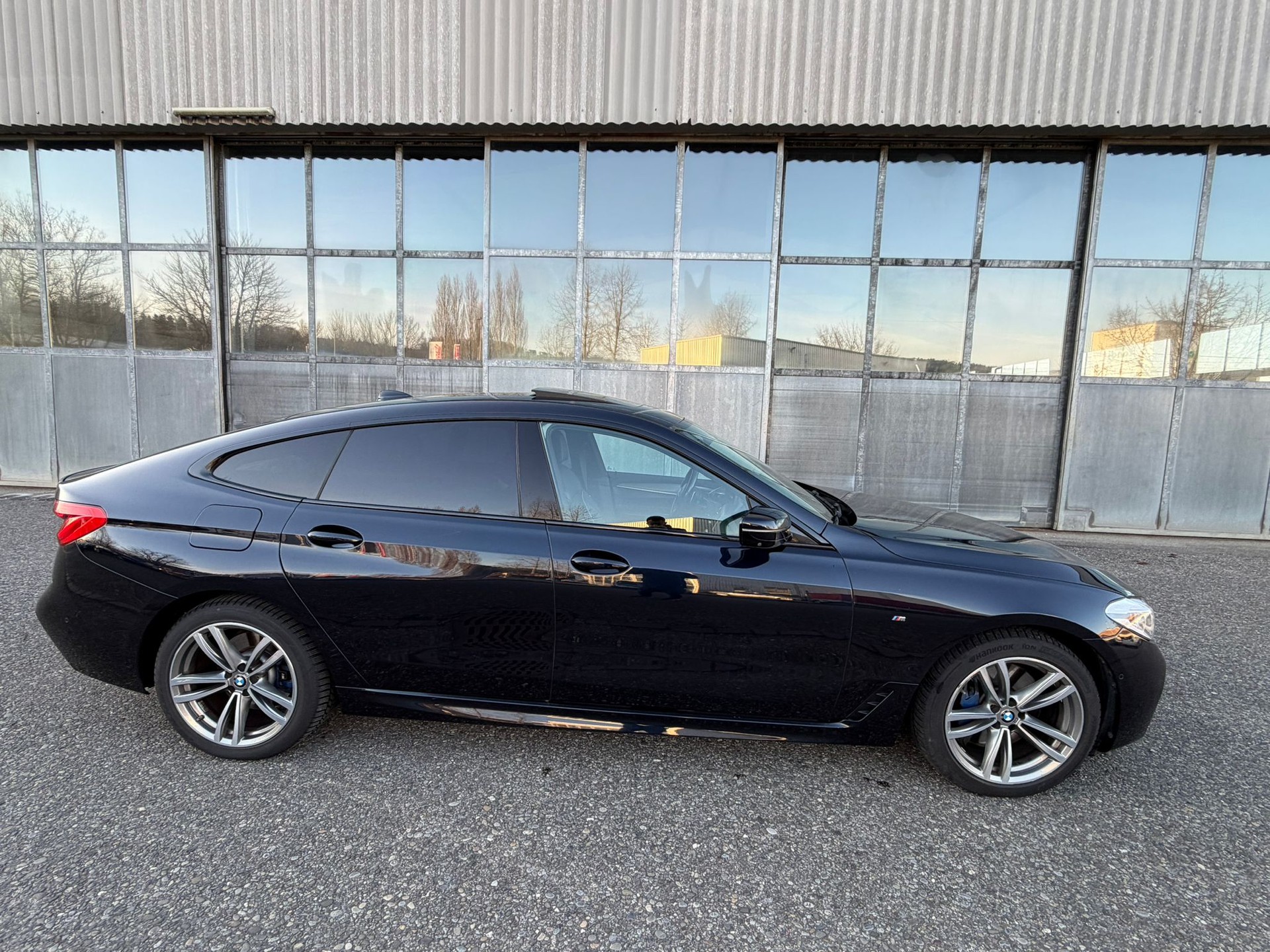 BMW 640i GT xDrive M-Sport Steptronic-image-4