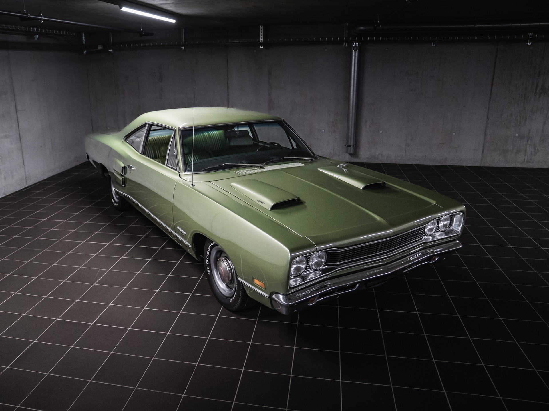 DODGE 440 ci