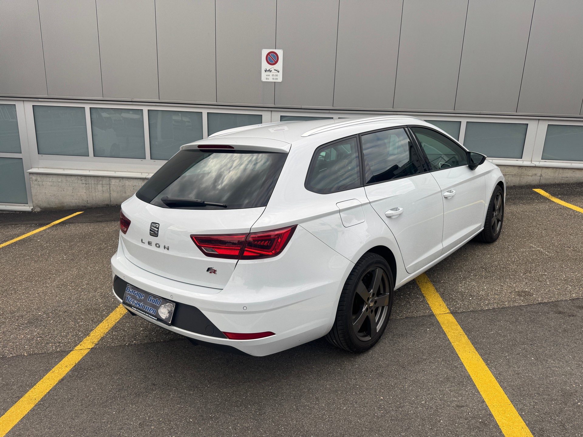 SEAT Leon ST 1.5 TSI EVO ACT FR DSG-image-3