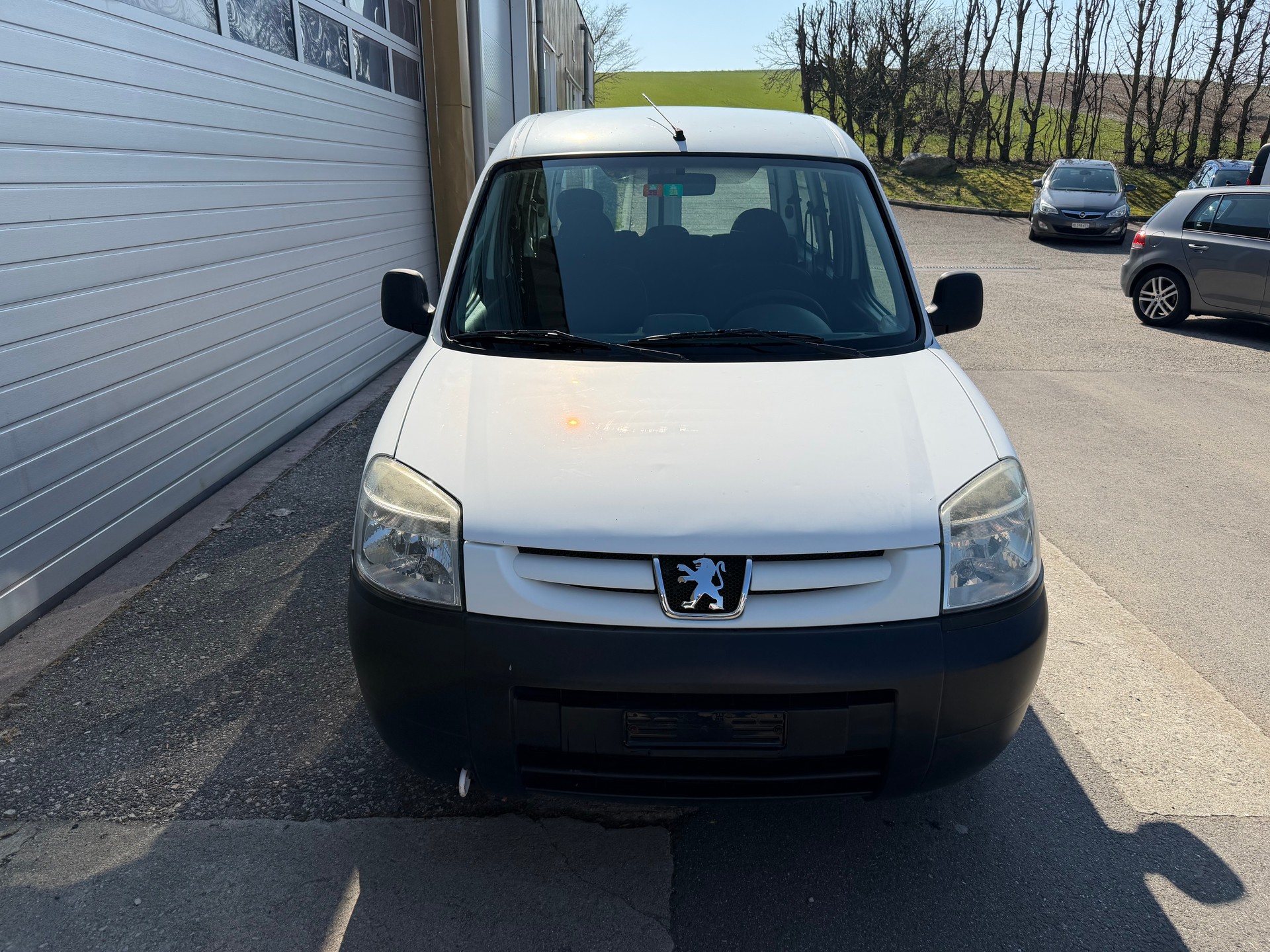 PEUGEOT Partner 1.4 Urban-image-1