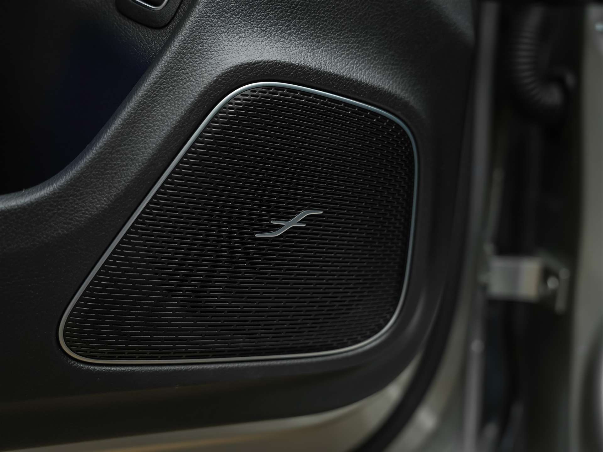 MERCEDES-BENZ CLA 45 S AMG 4Matic+ 8G-DCT *Panorama*Haed-Up*Burmester*-image-20