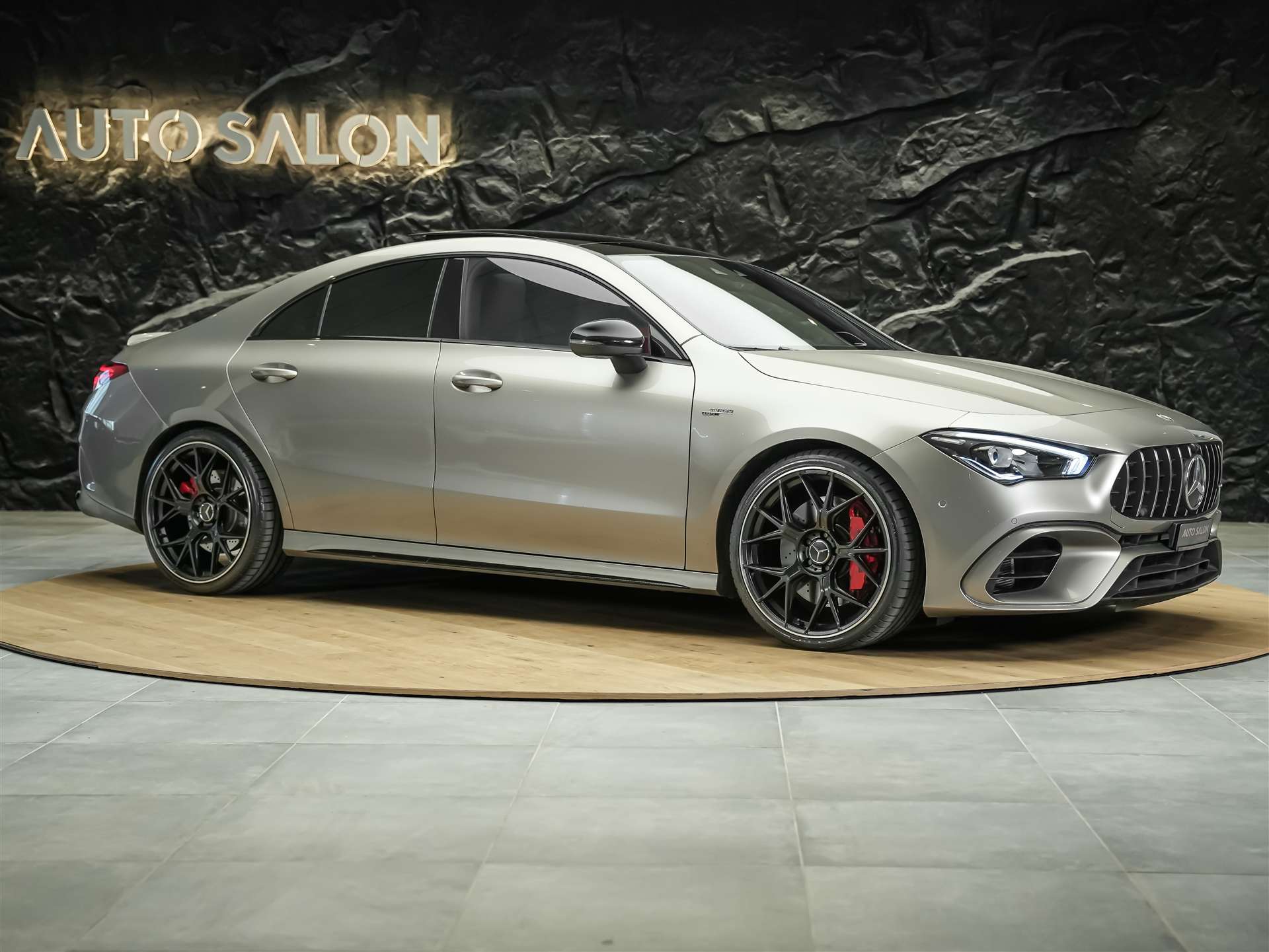 MERCEDES-BENZ CLA 45 S AMG 4Matic+ 8G-DCT *Panorama*Haed-Up*Burmester*-image-6