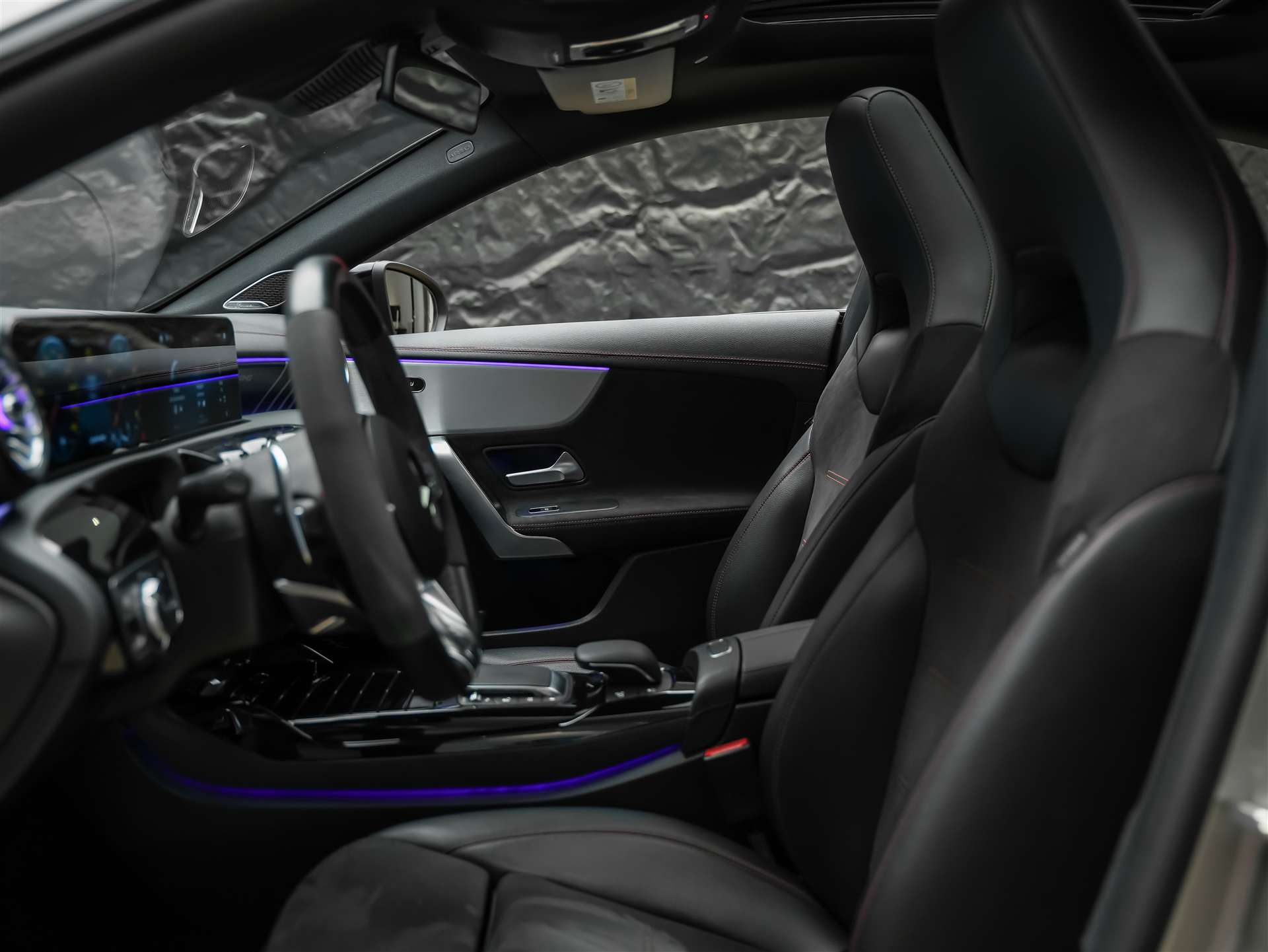MERCEDES-BENZ CLA 45 S AMG 4Matic+ 8G-DCT *Panorama*Haed-Up*Burmester*-image-9