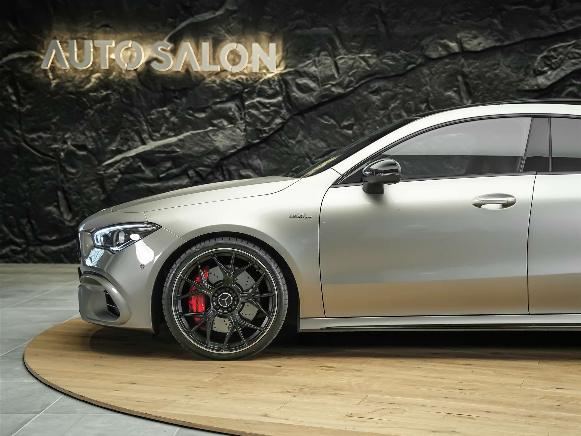 MERCEDES-BENZ CLA 45 S AMG 4Matic+ 8G-DCT *Panorama*Haed-Up*Burmester*-image-15