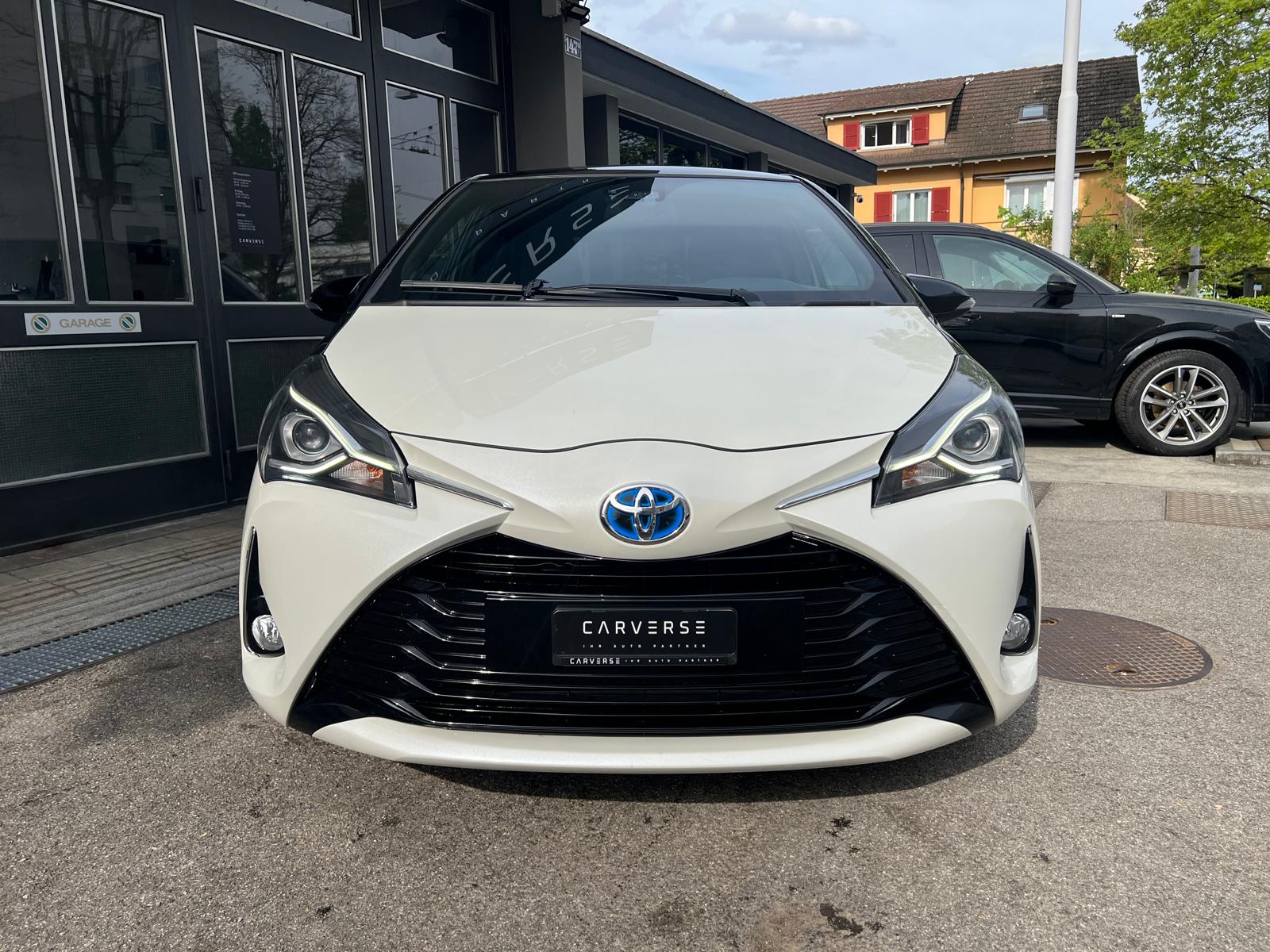 TOYOTA Yaris 1.5 VVT-i HSD Premium-showroom-element-1