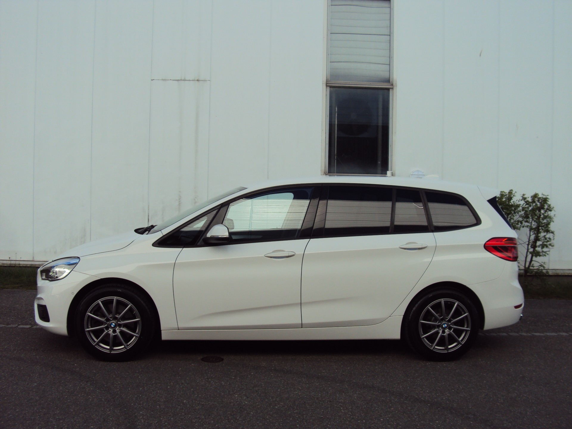 BMW 220d xDrive Gran Tourer Steptronic-image-7