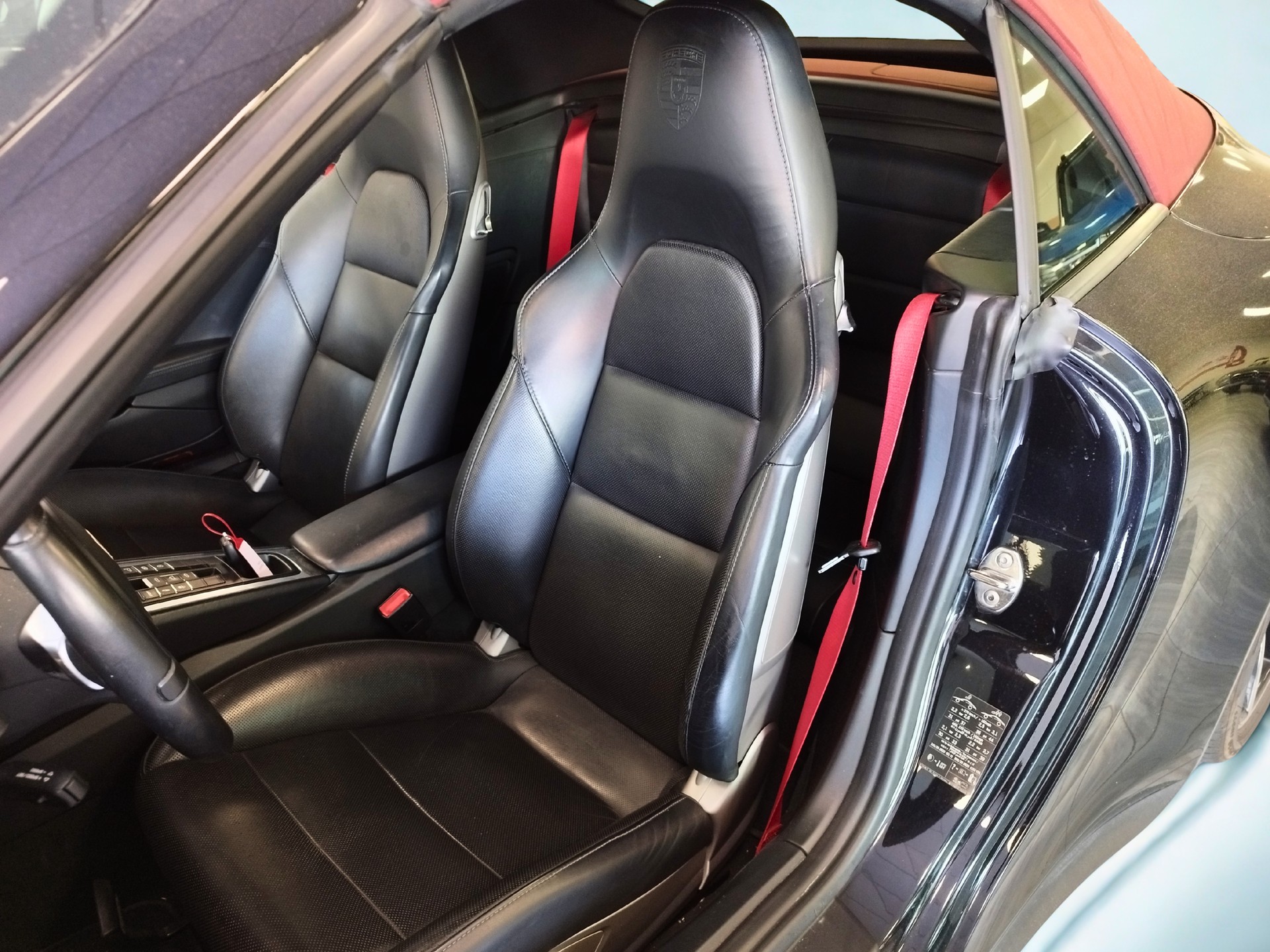 PORSCHE 911 Cabrio Carrera 4S PDK-image-8