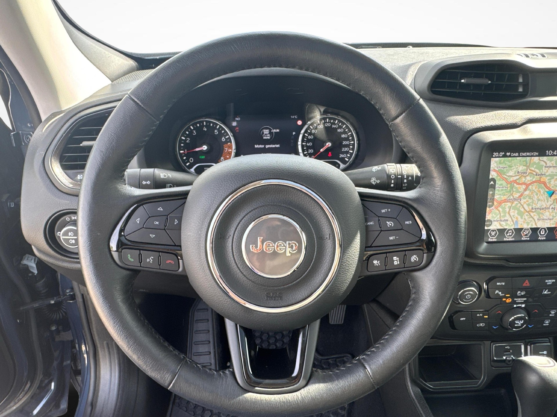 JEEP Renegade 1.5 Turbo S / Jetzt mit attraktivem 1.99% Leasing-image-12