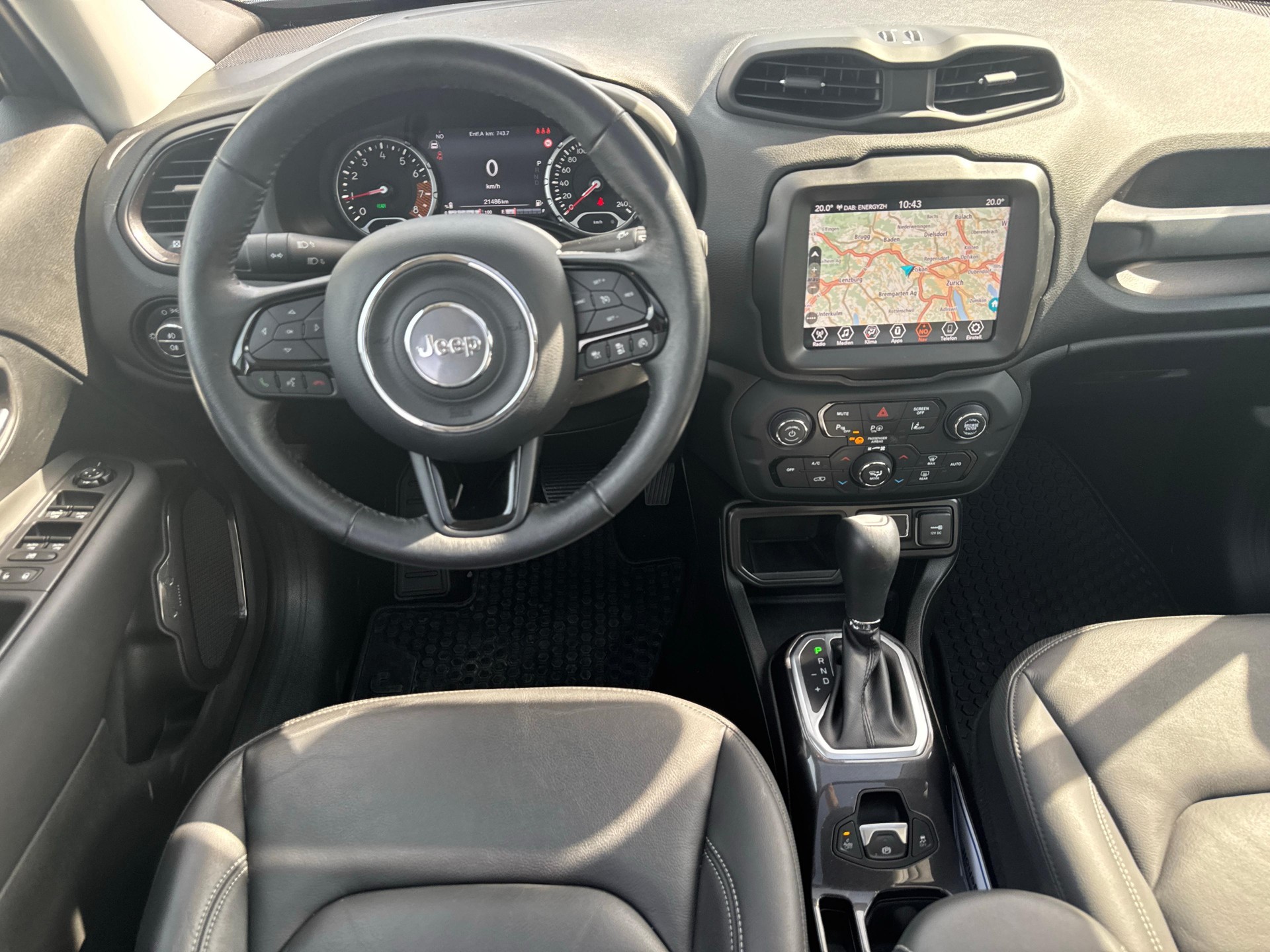 JEEP Renegade 1.5 Turbo S / Jetzt mit attraktivem 1.99% Leasing-image-8