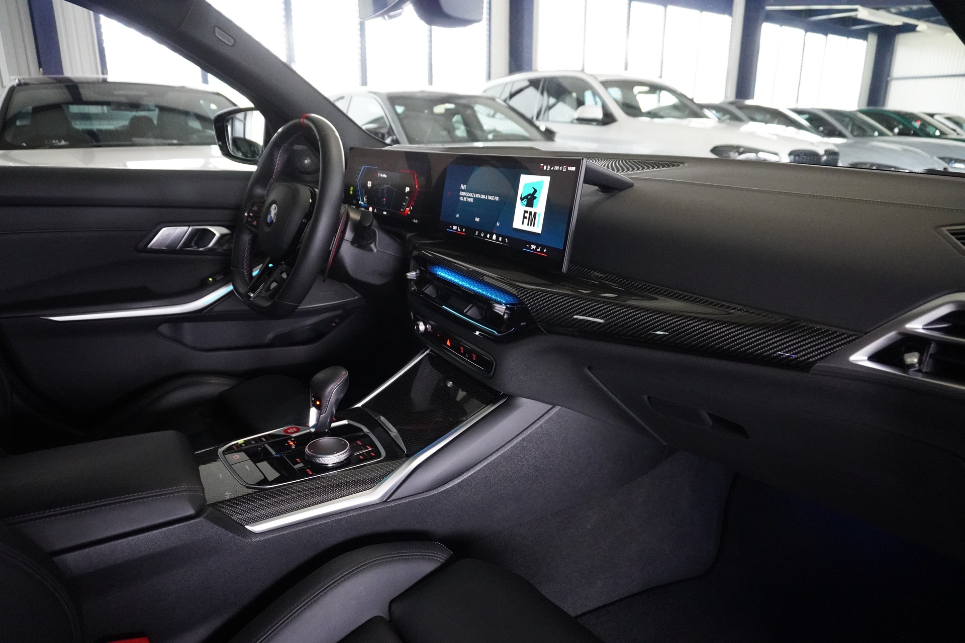 BMW M3 Touring xDrive Competition M // SONDERLACKIERUNG FROZEN BLACK // CARBON PAKET //-image-11