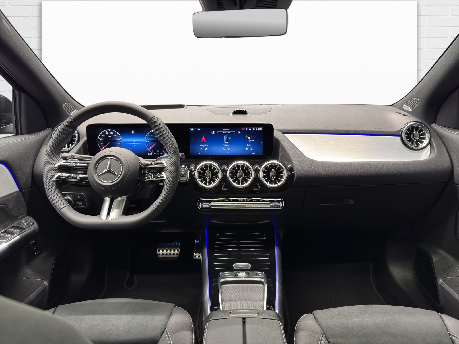 MERCEDES-BENZ GLA 220 d AMG Line 4Matic Swiss Star-image-7