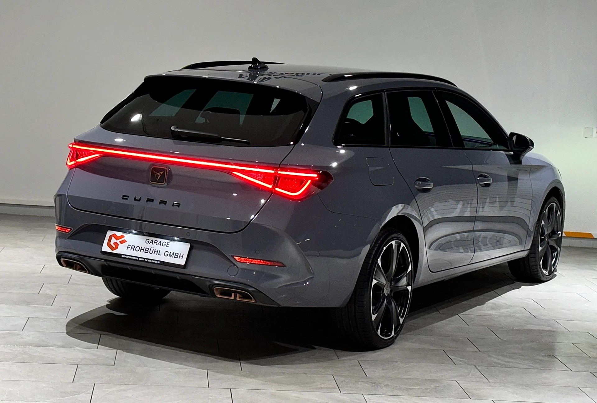 CUPRA LEON ST 1.4 e-HYBRID pHEV DSG-showroom-element-3