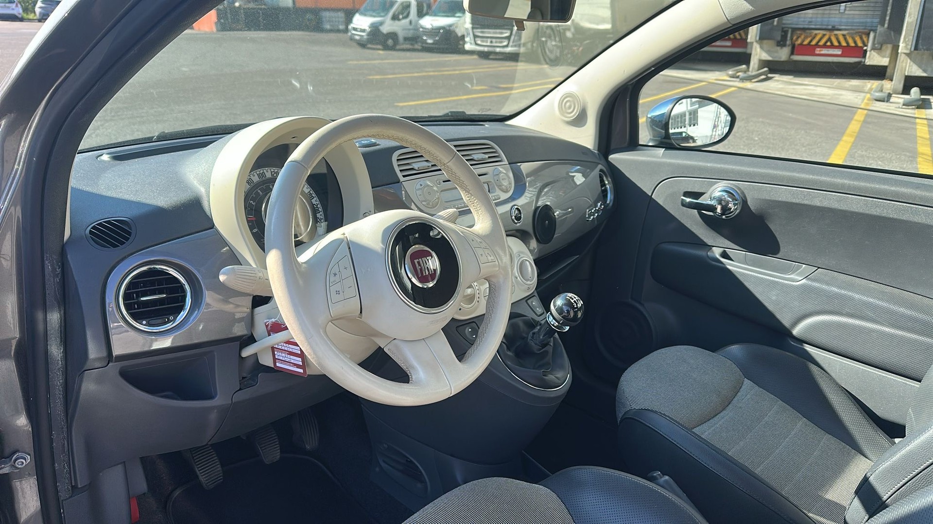 FIAT 500C 1.2 Lounge-image-11