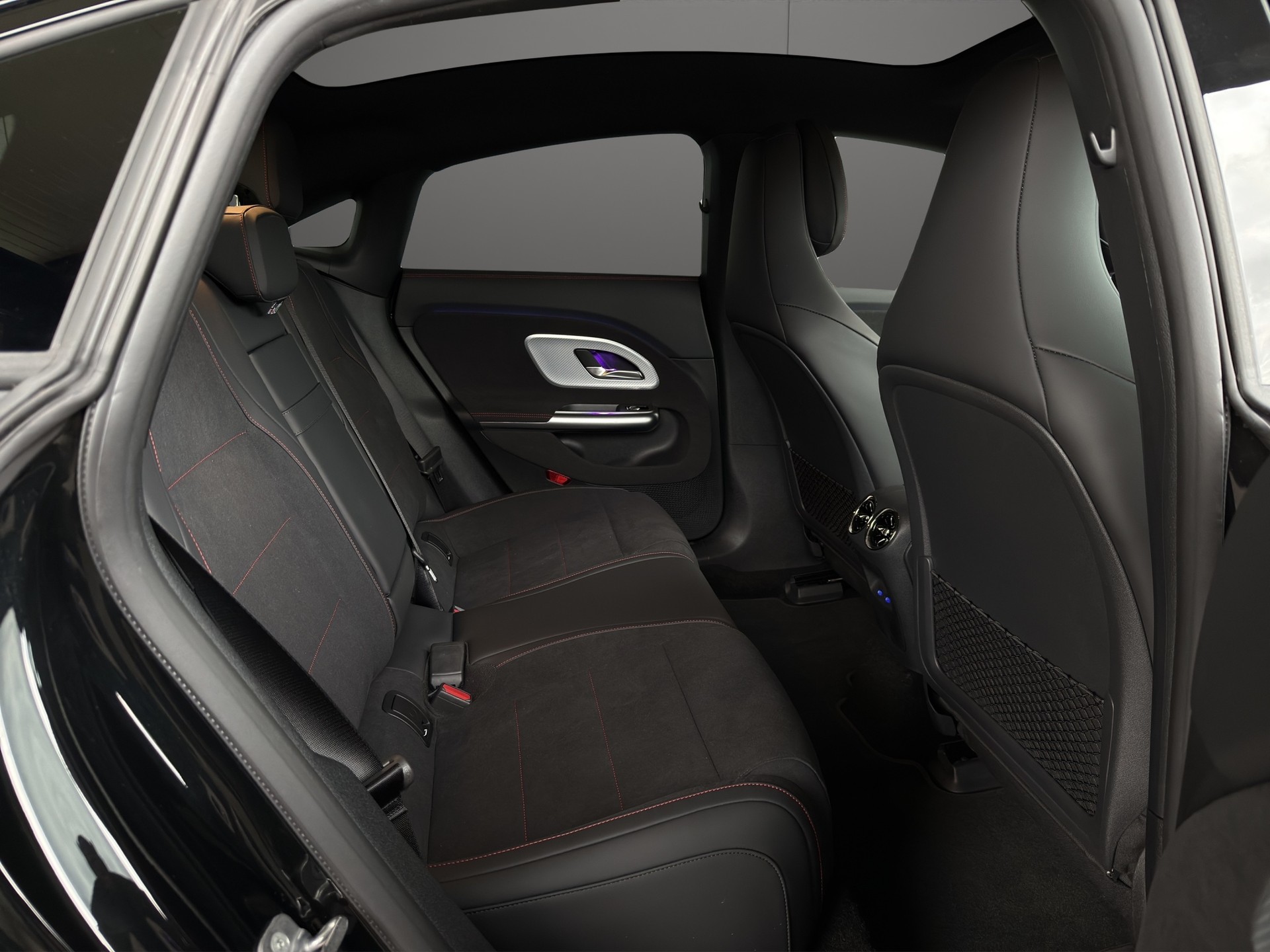 MERCEDES-BENZ CLA 250+ 85 kWh EQ-image-9