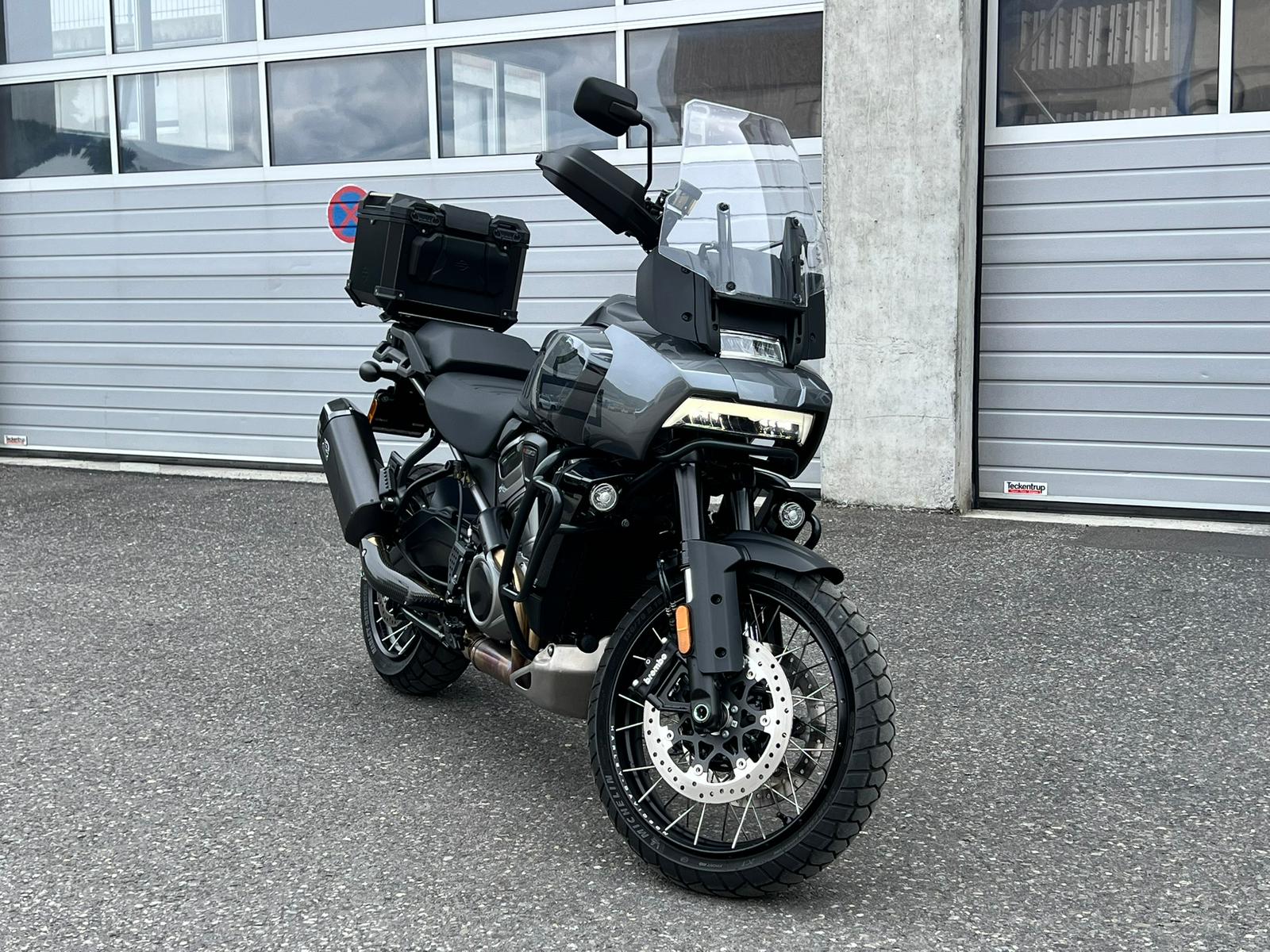 HARLEY-DAVIDSON RA Pan America 1250 Special-image-1