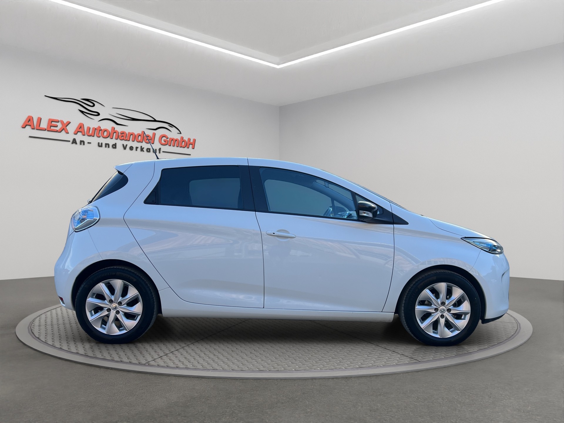 RENAULT Zoe Zen Q210 (Batterie inklusive)-image-7