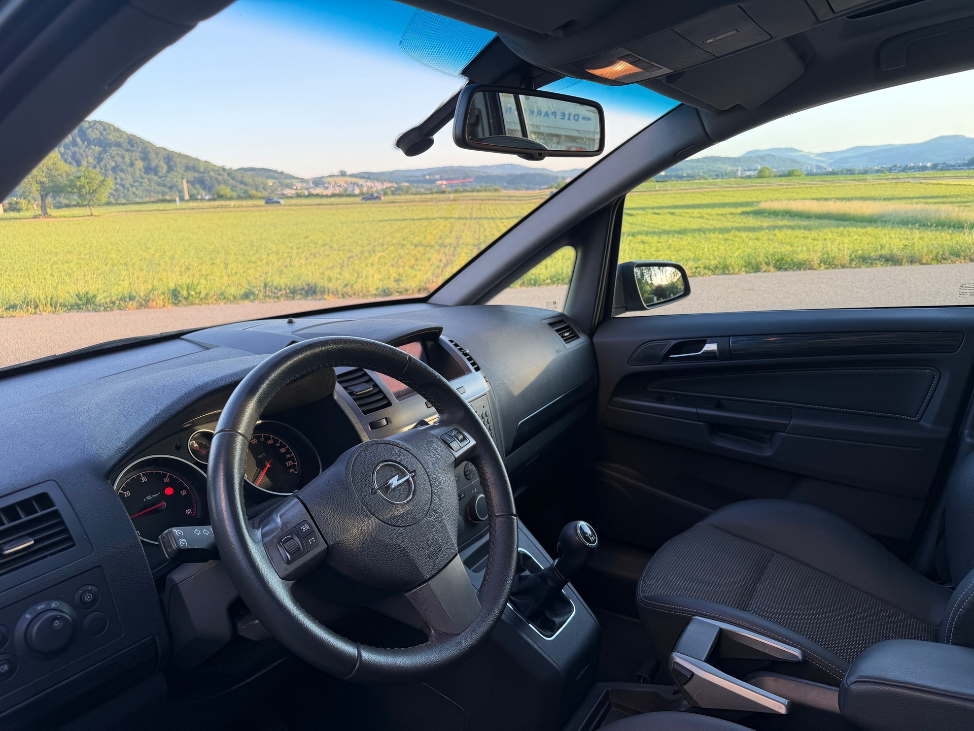 OPEL Zafira 1.9 CDTI Cosmo ***FRISCH AB MFK***-image-11