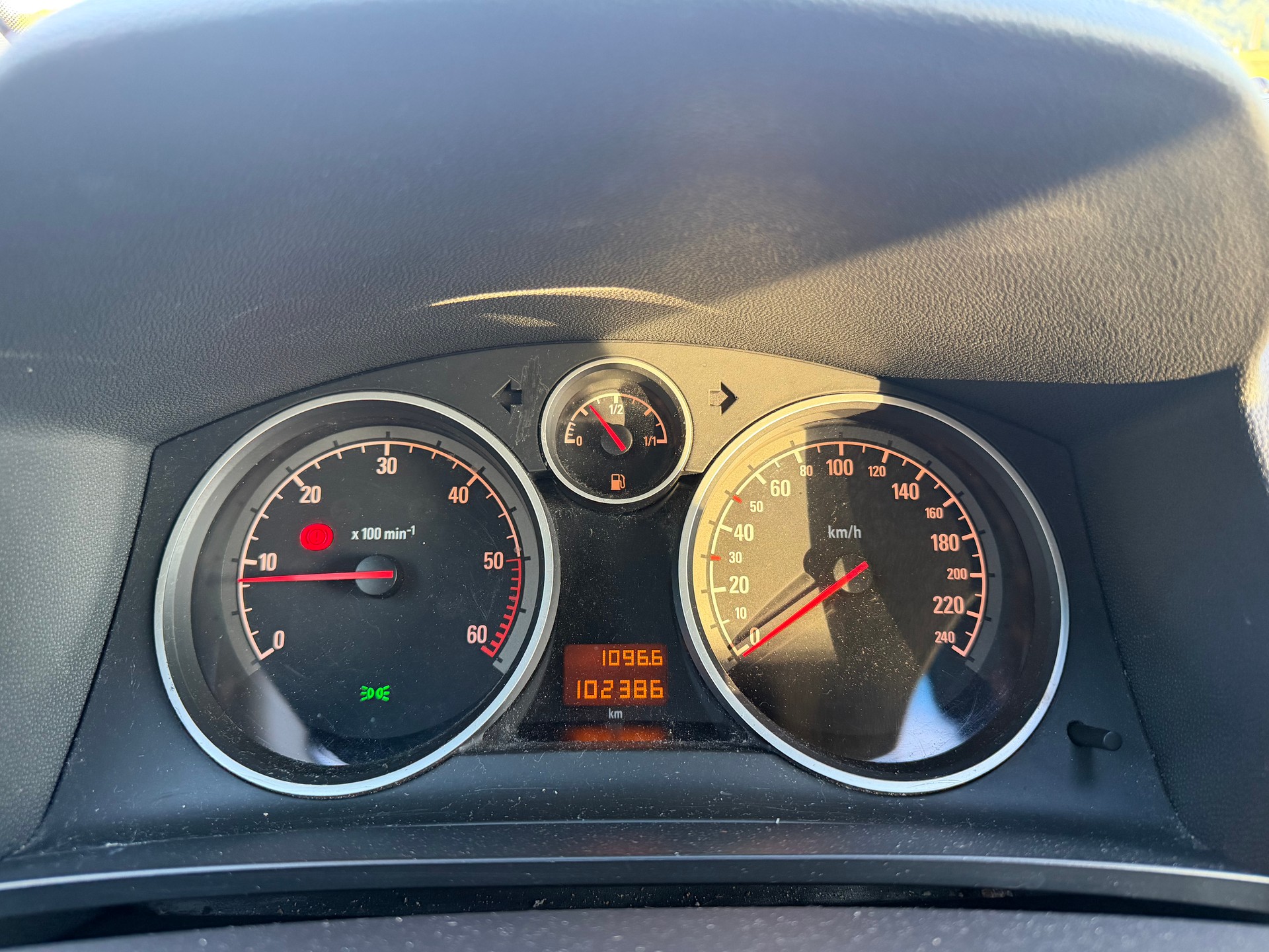 OPEL Zafira 1.9 CDTI Cosmo ***FRISCH AB MFK***-image-12