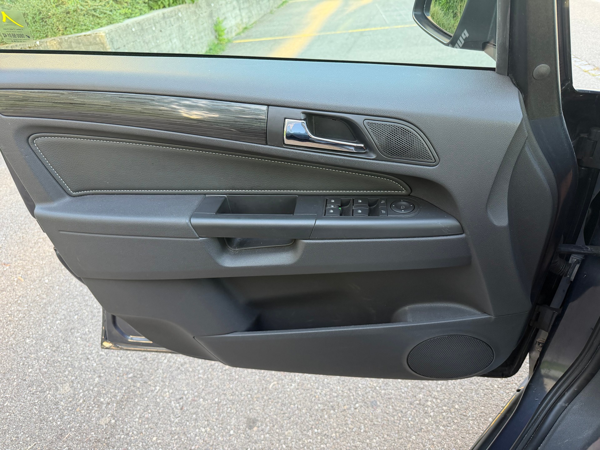 OPEL Zafira 1.9 CDTI Cosmo ***FRISCH AB MFK***-image-17