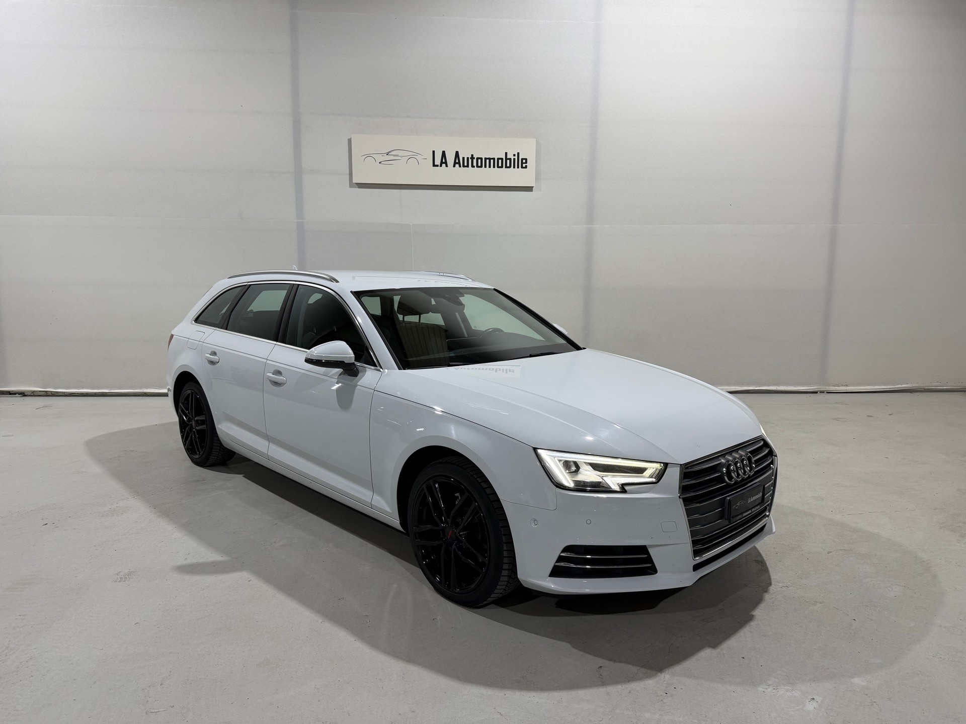 AUDI A4 Avant 1.4 TFSI Sport S-tronic-image-4